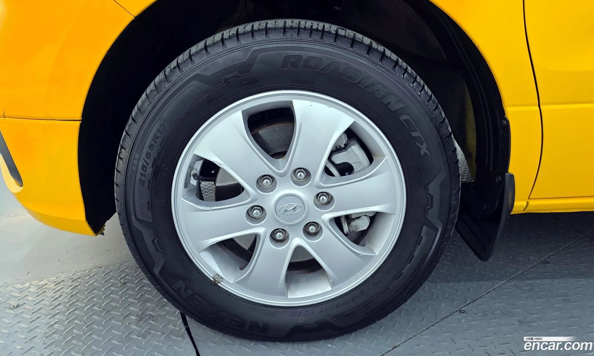 Hyundai Grand Starex 2019 — 14