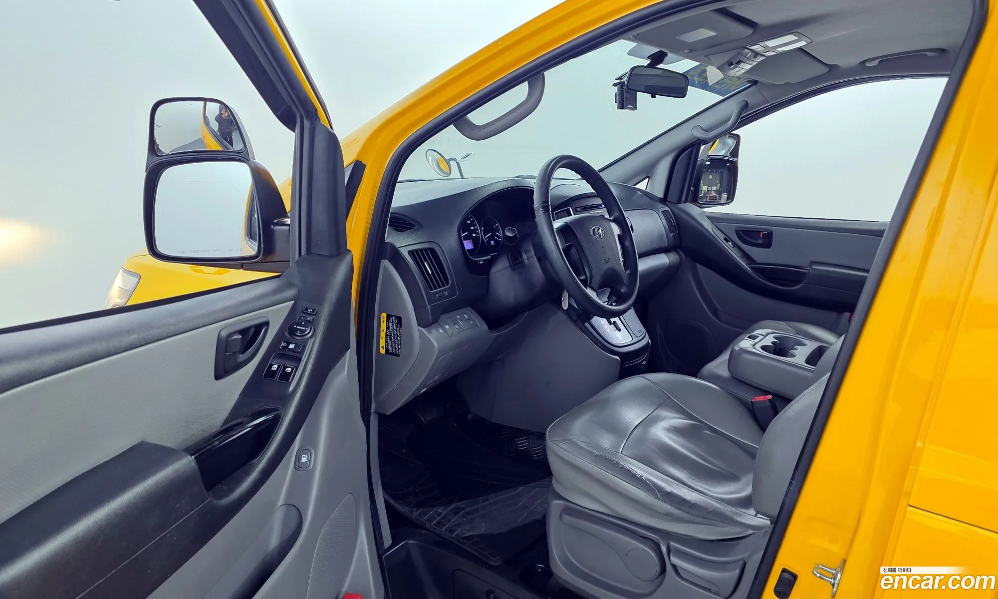 Hyundai Grand Starex 2019 — 20