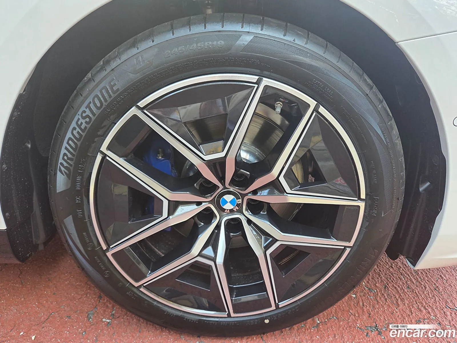 BMW 5 Series 2025 — 7