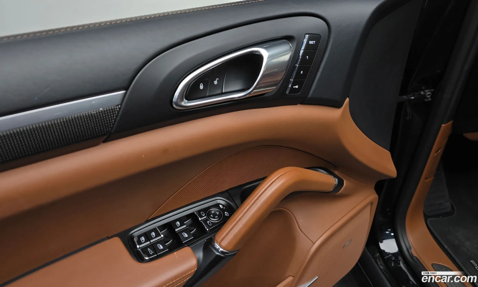 Porsche Cayenne 2017 WP1AD2926JLA80637 — 13