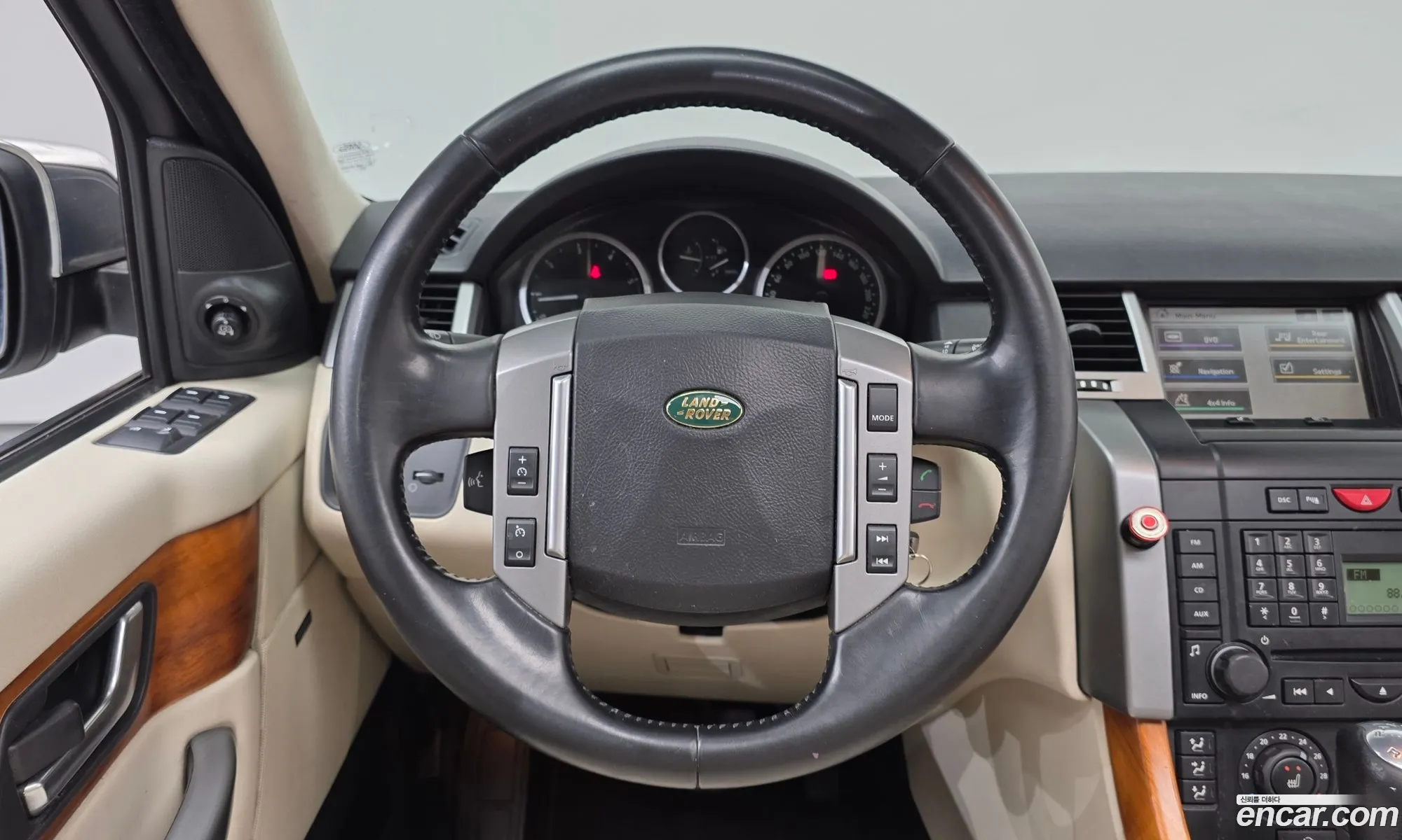 Land Rover Range Rover Sport 2009 SALLSAA149A205950 — 2