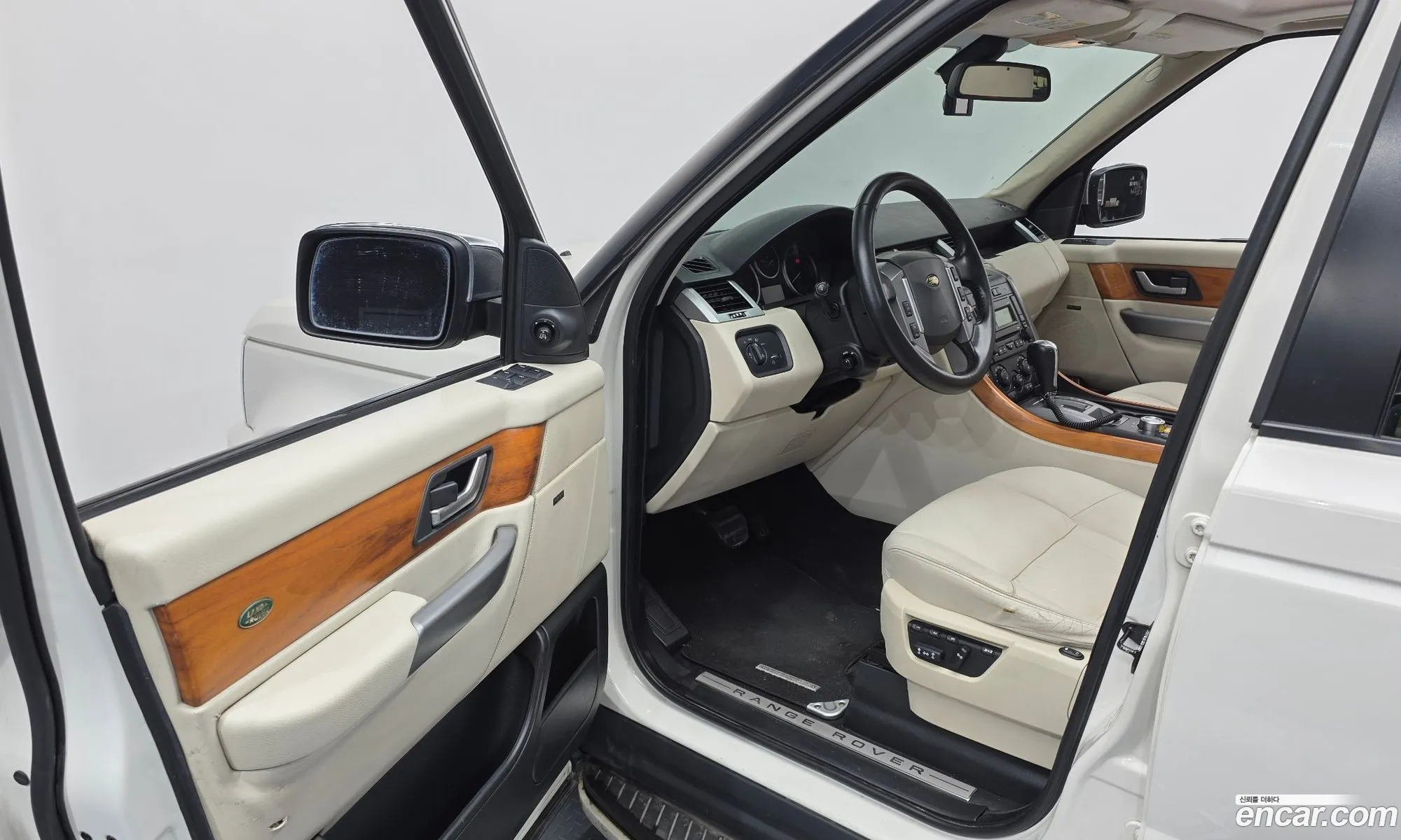 Land Rover Range Rover Sport 2009 SALLSAA149A205950 — 15