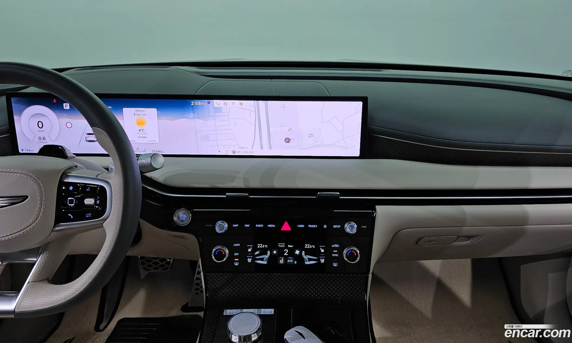 Genesis G80 2024 — 2