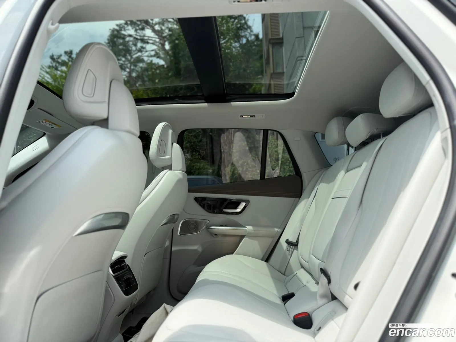 Mercedes-Benz EQE SUV X294 2024 — 16