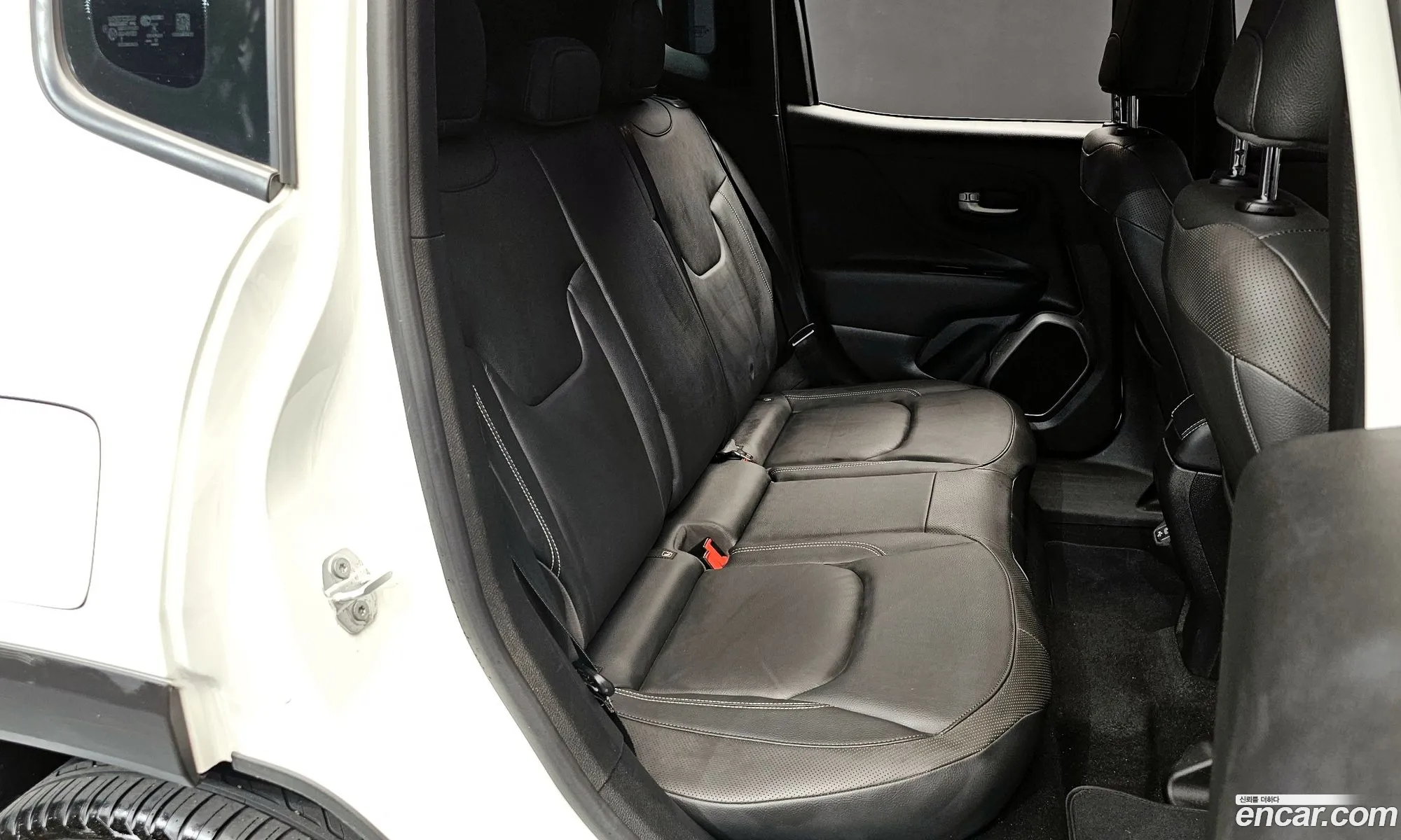 Jeep Renegade 2019 1C4BU0000KPK30477 — 6
