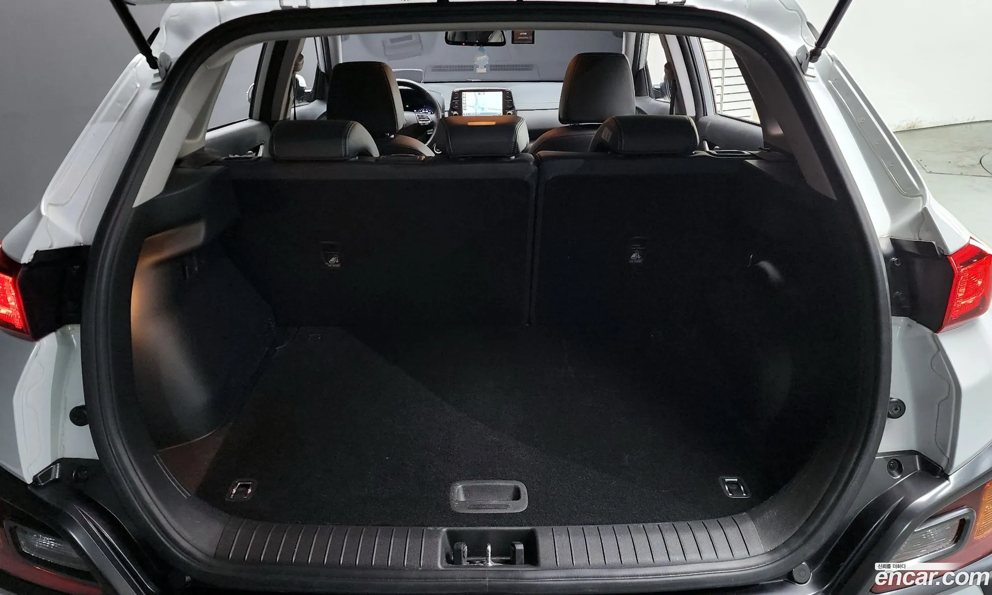 Hyundai Kona 2017 — 15