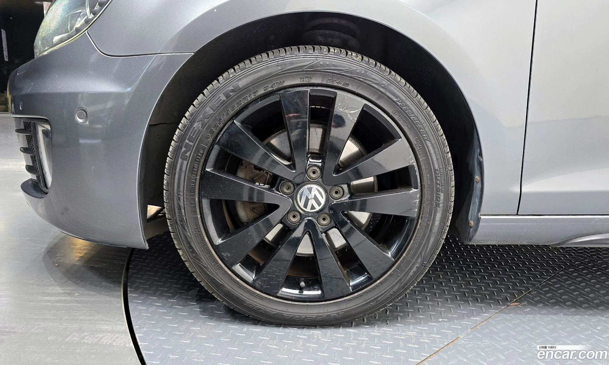 Volkswagen Golf 6th Gen 2011 — 12