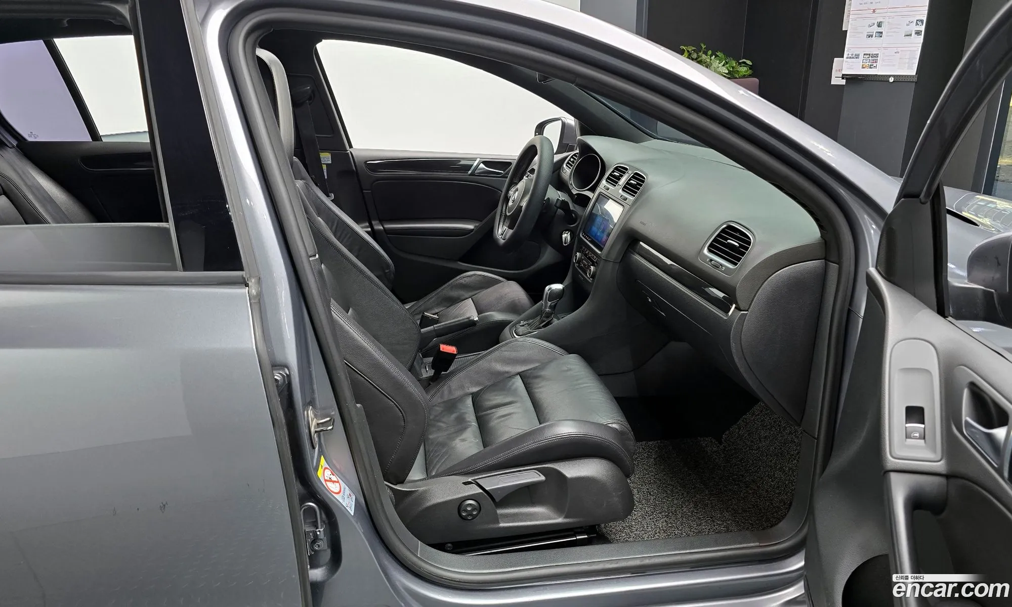 Volkswagen Golf 6th Gen 2011 — 11