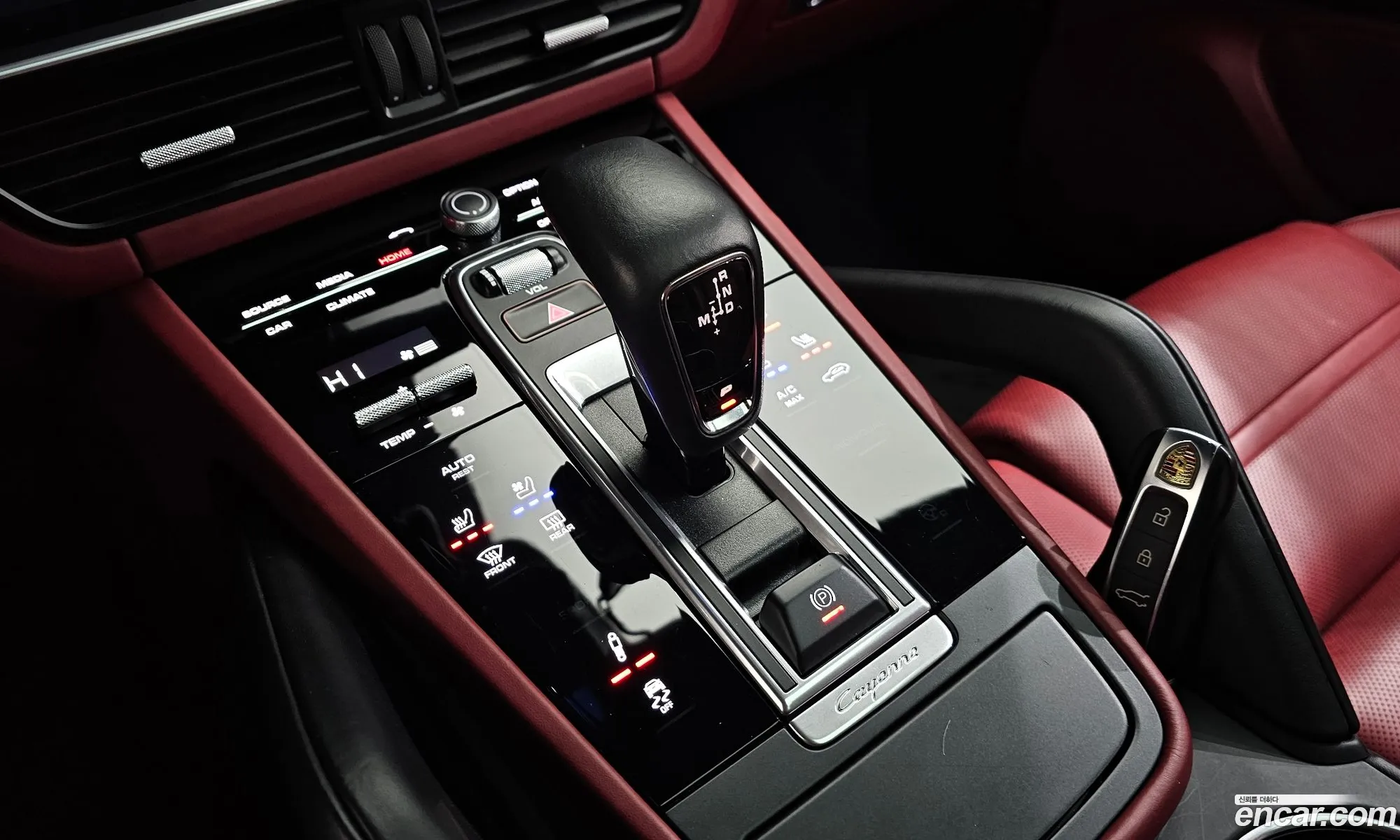 Porsche Cayenne 2022 — 19