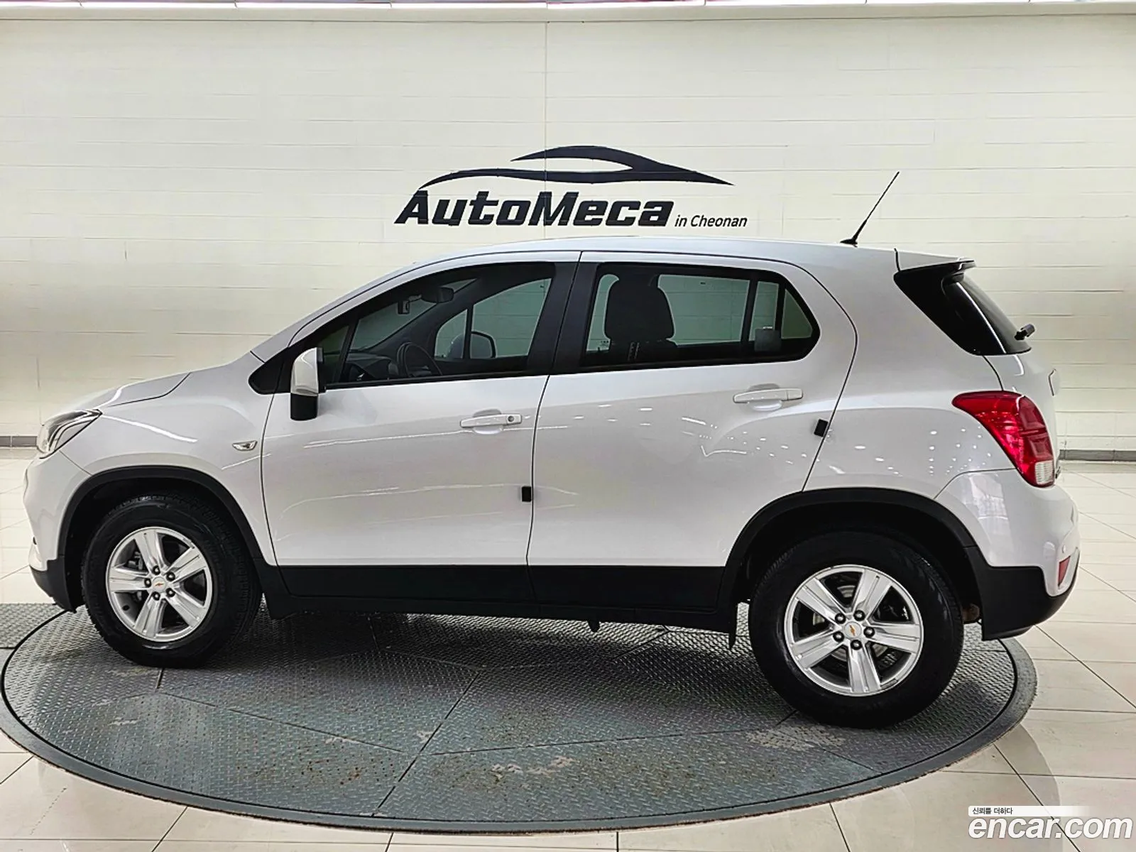 Chevrolet (GM Daewoo) Trax 2016 — 9