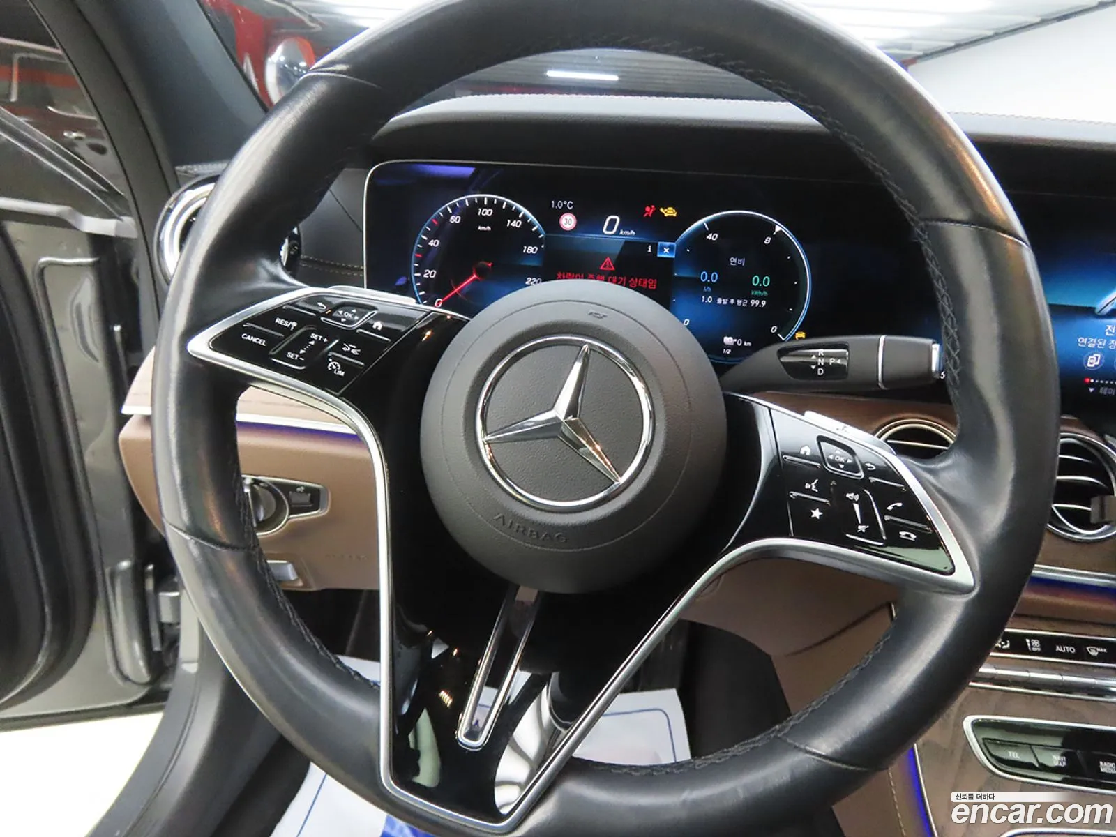 Mercedes-Benz E-Class W213 2021 — 16