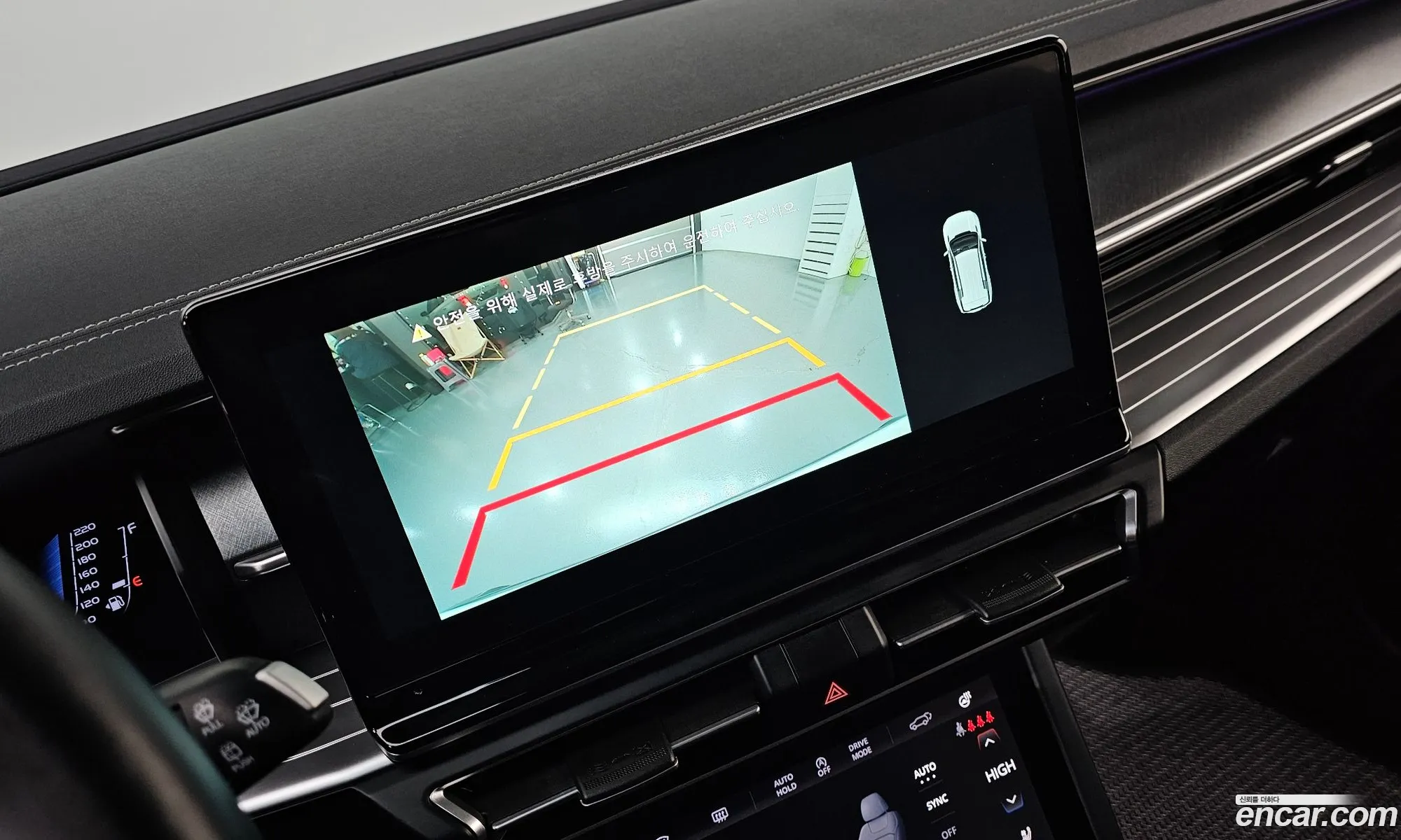 KG Mobility (SsangYong) Torres 2022 — 18