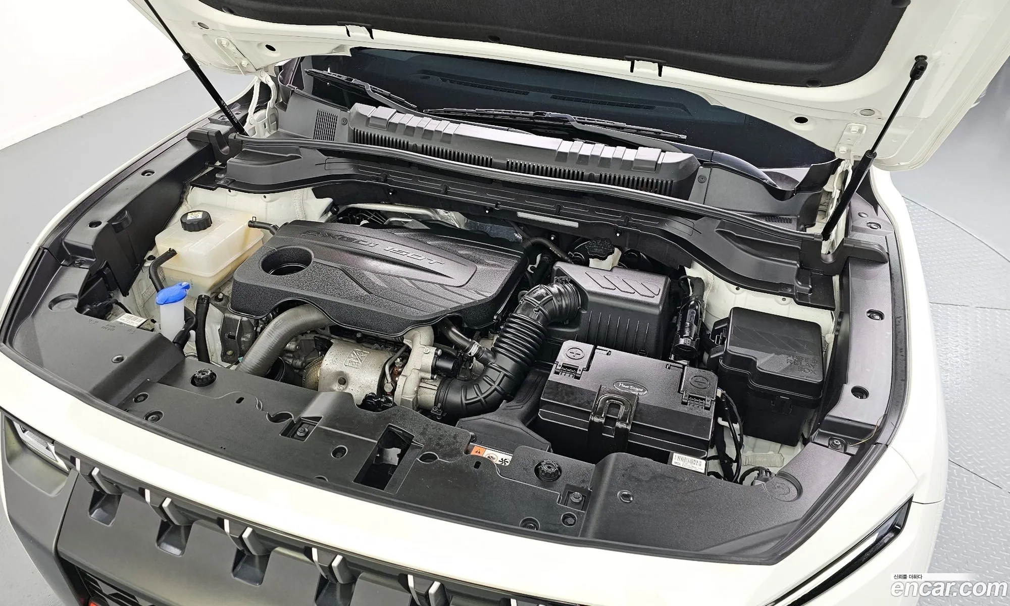 KG Mobility (SsangYong) Torres 2022 — 14