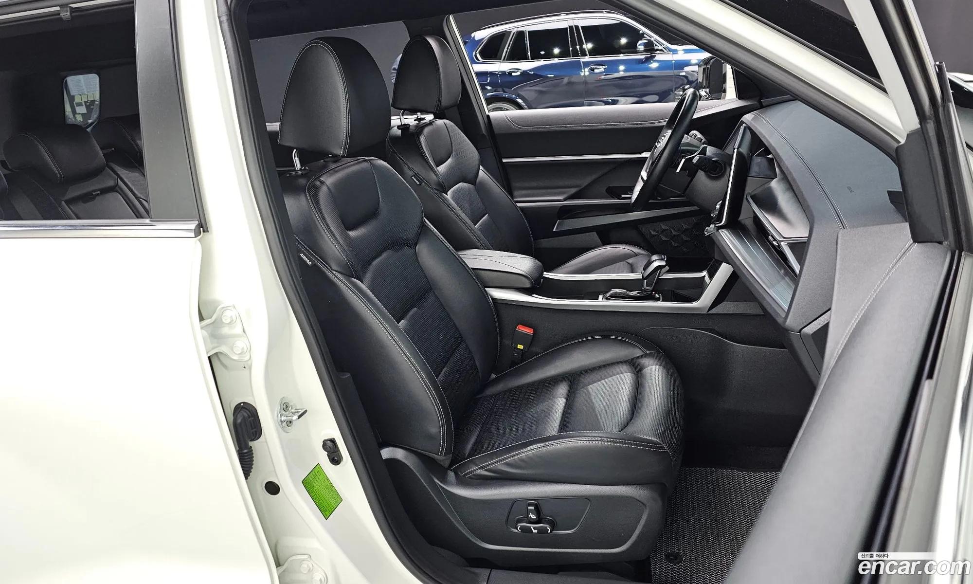 KG Mobility (SsangYong) Torres 2022 — 11