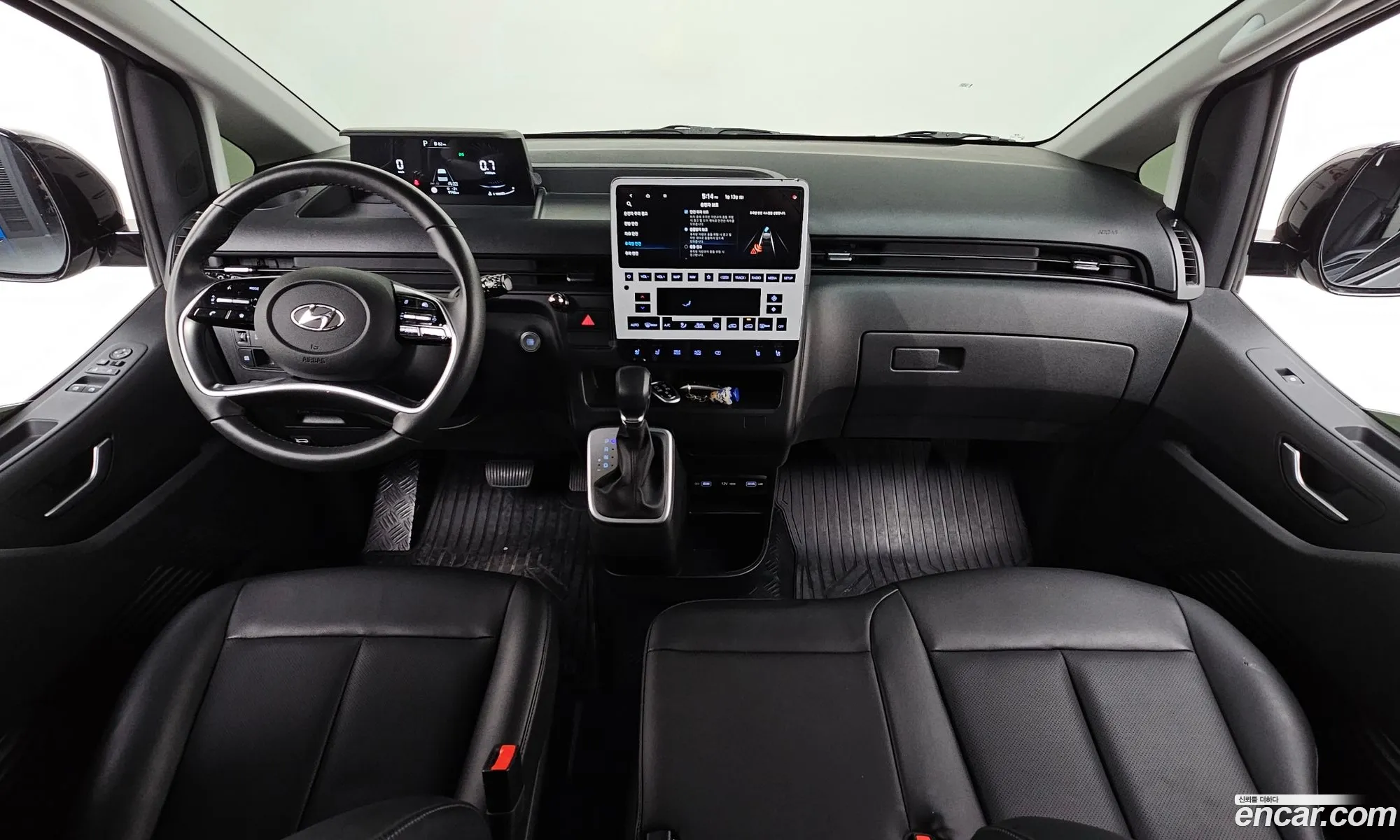Hyundai Staria 2022 — 20
