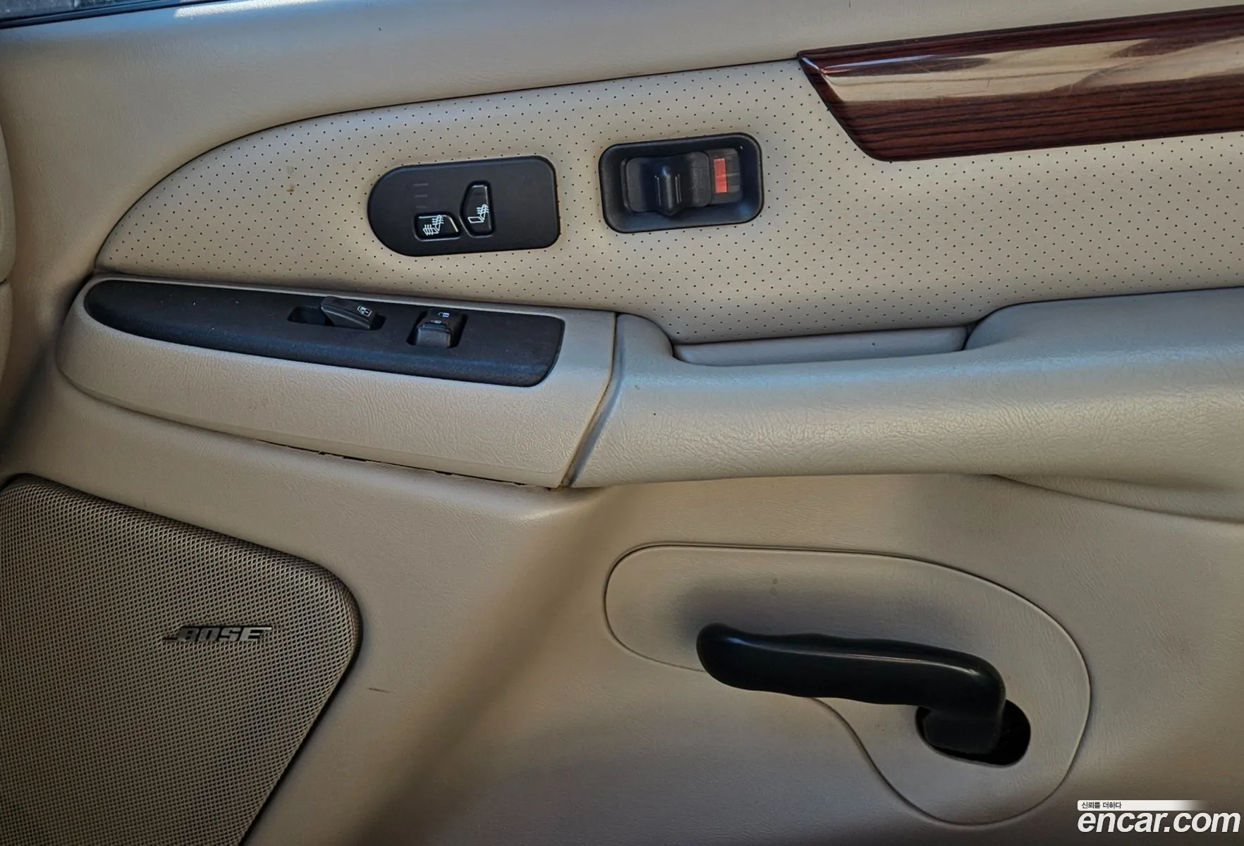 Cadillac Escalade 2004 — 14