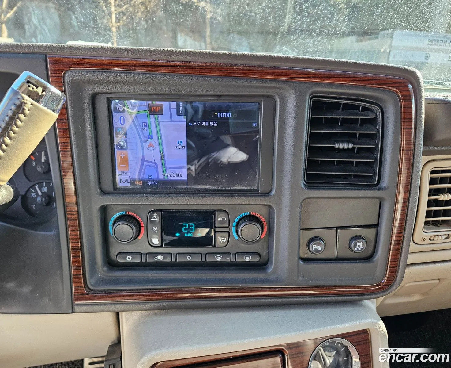 Cadillac Escalade 2004 — 6