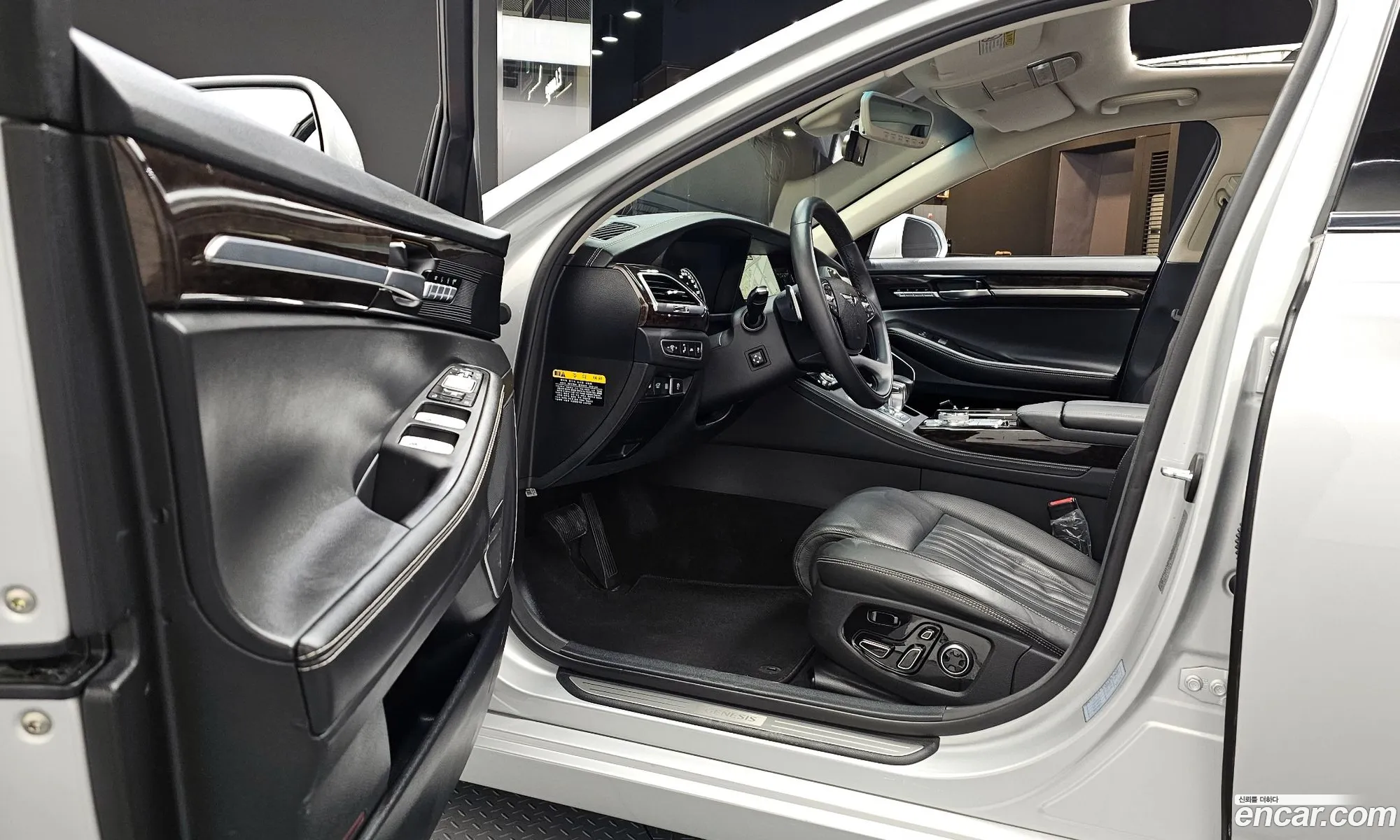 Genesis G90 2019 — 7