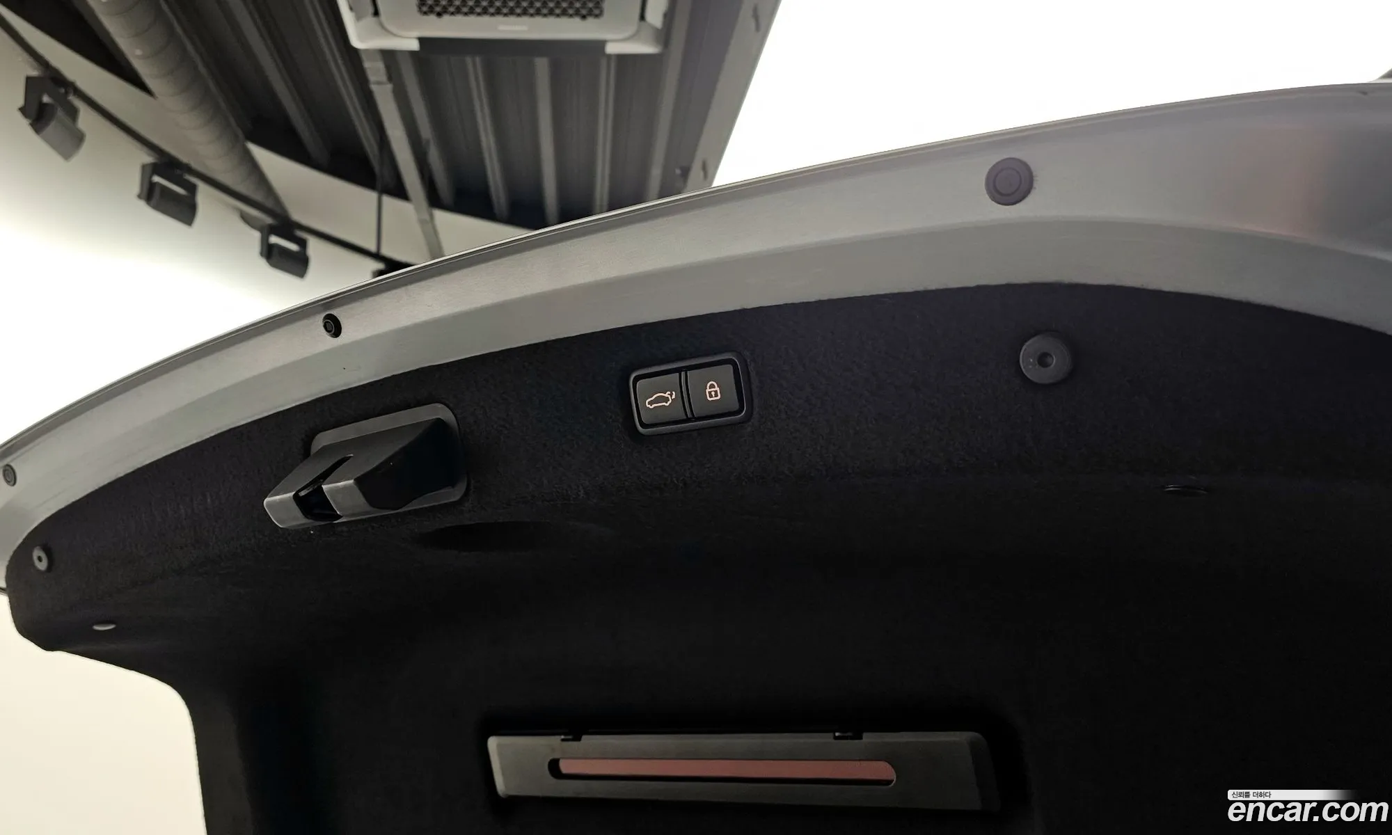 Genesis G90 2019 — 16