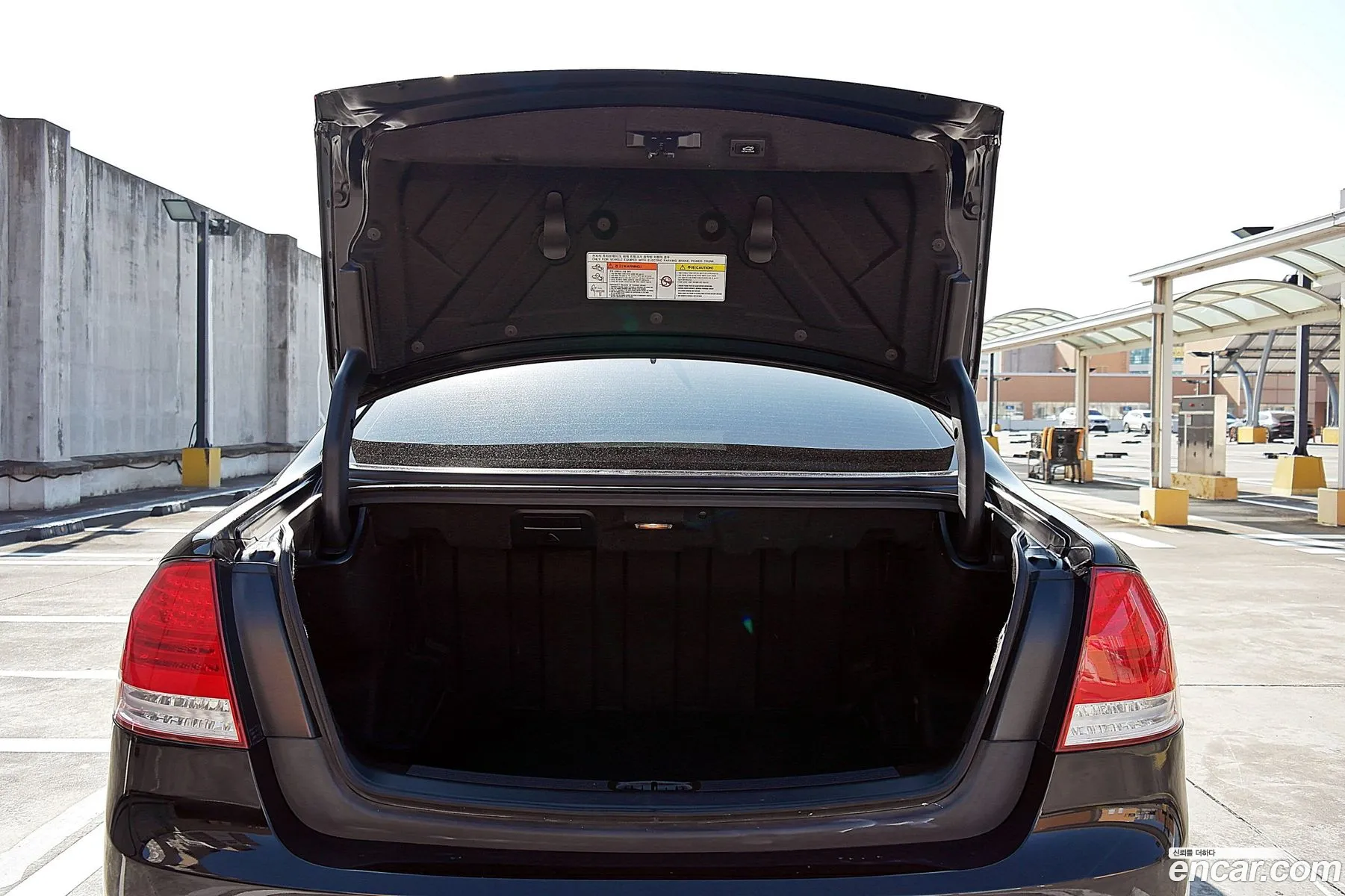 KG Mobility (SsangYong) Chairman W 2012 — 9