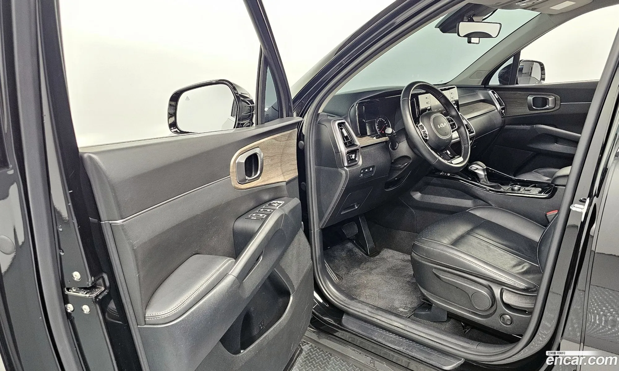 Kia Sorento 2023 — 10