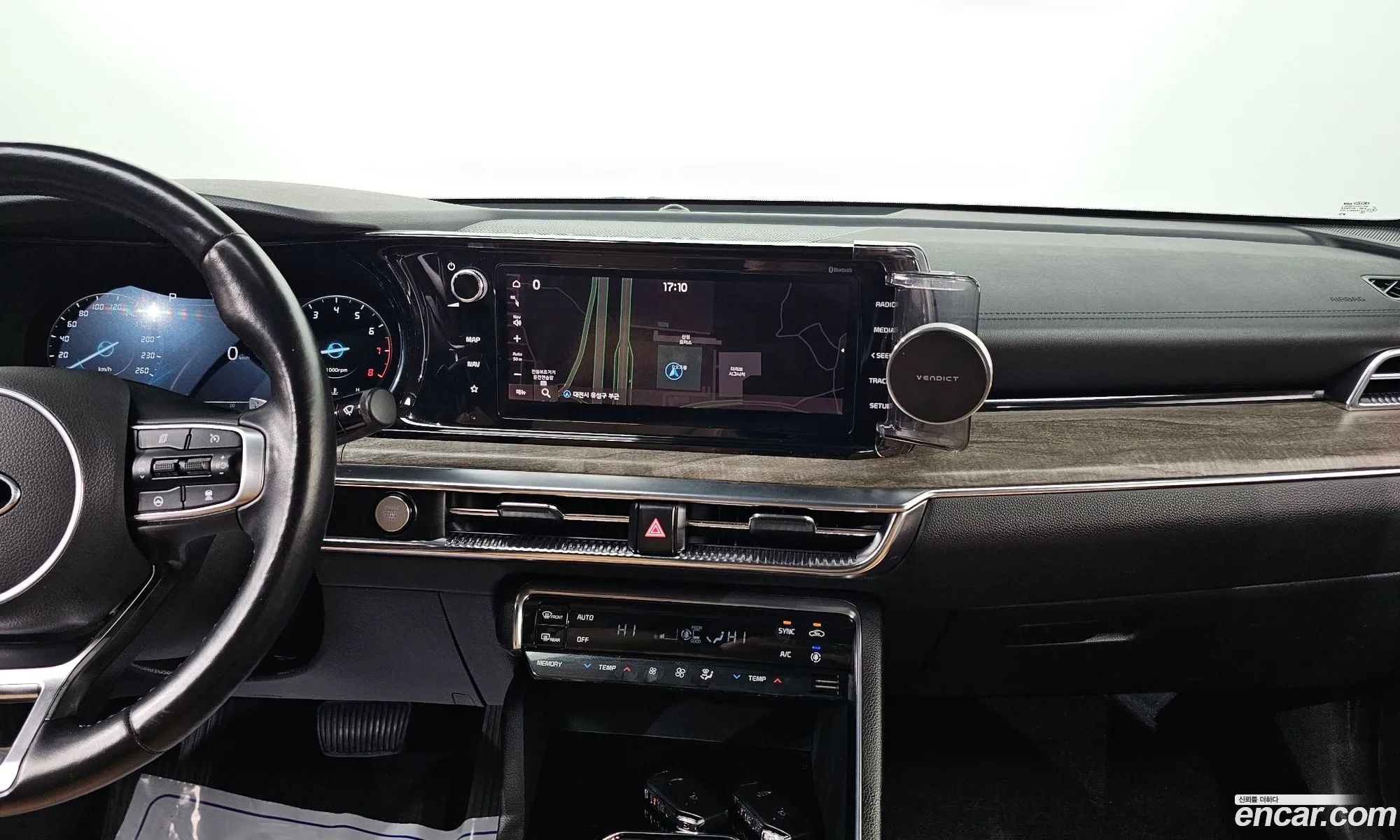 Kia K5 2020 KNAG341ABLA015910 — 4