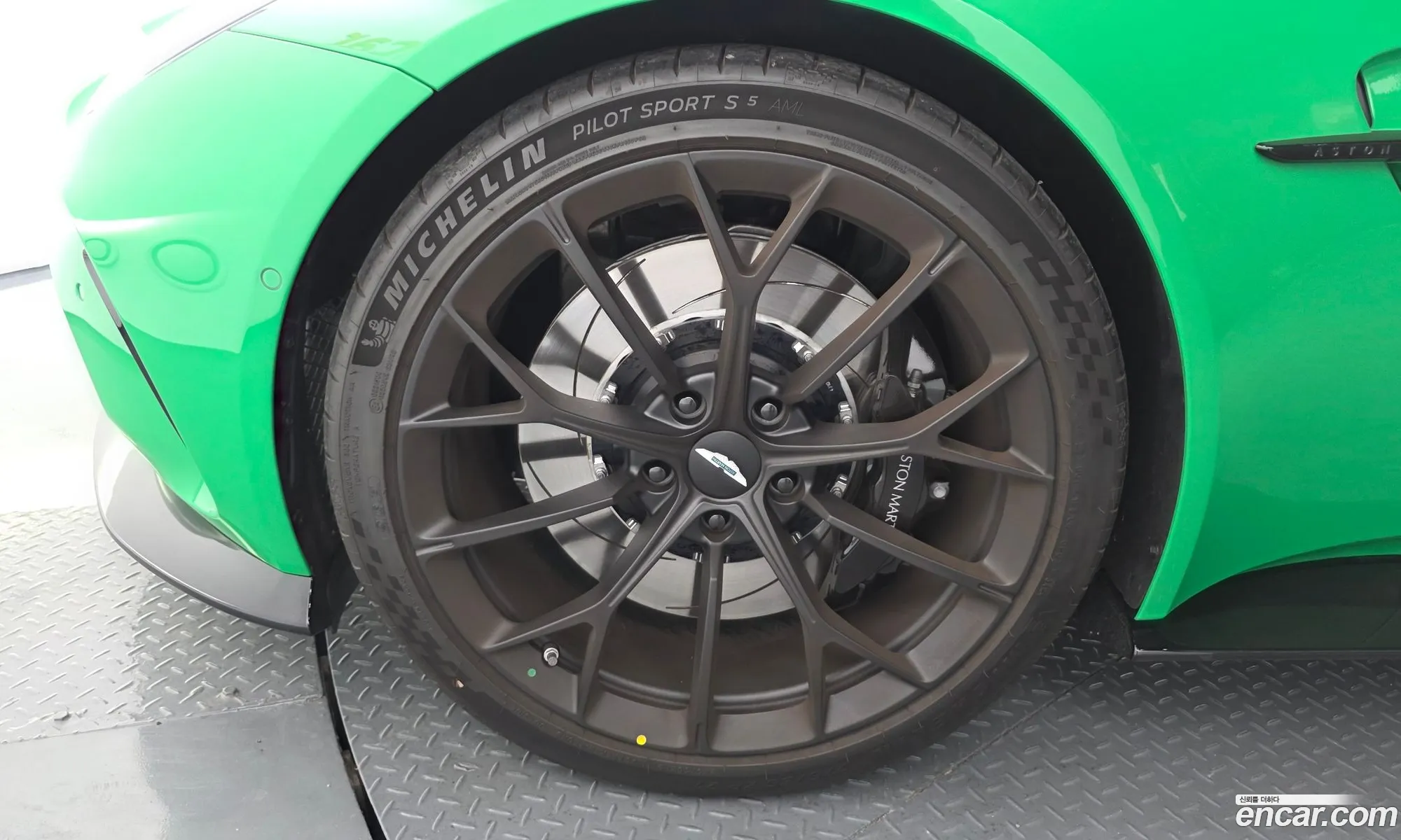 Aston Martin Vantage 2025 49498484848ㄱ84855 — 14