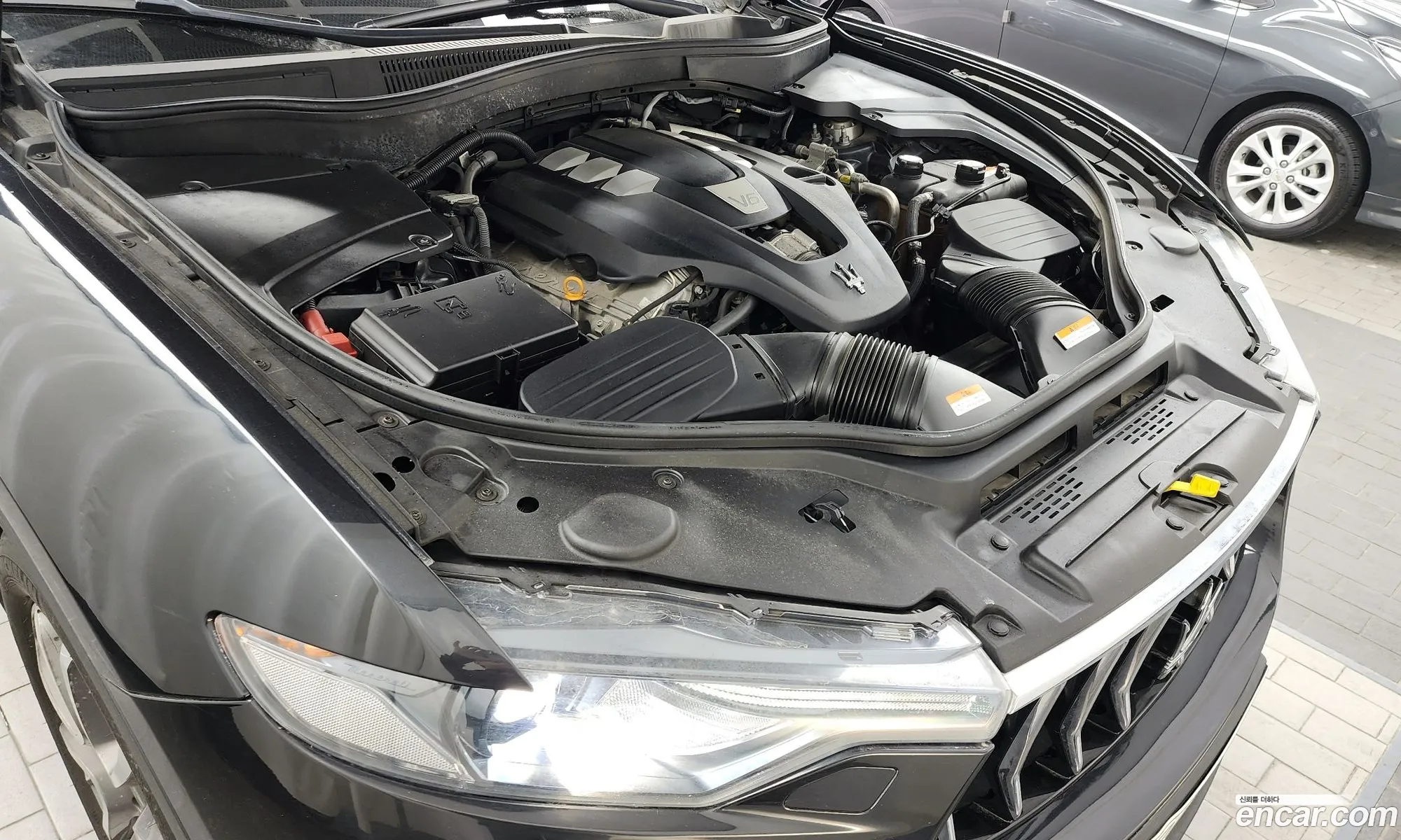 Maserati Levante 2019 ZN661XUG5KX333407 — 4