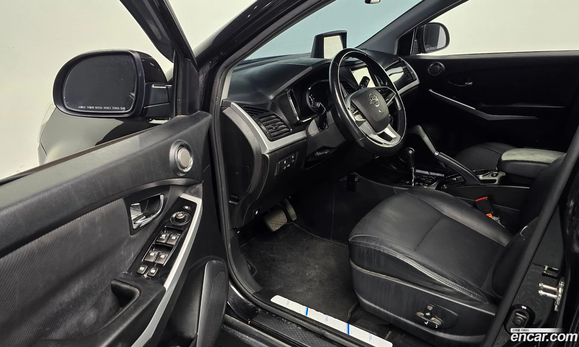 KG Mobility (SsangYong) Style Korando C 2017 — 20