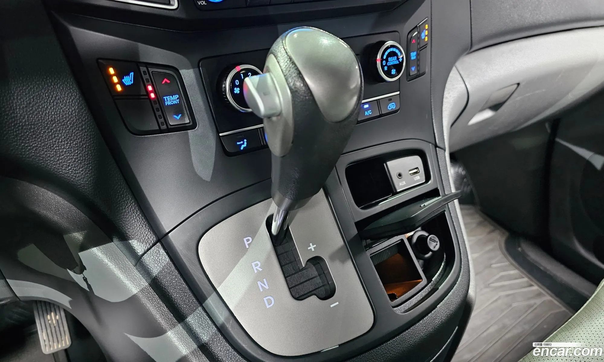 Hyundai Grand Starex 2019 — 9