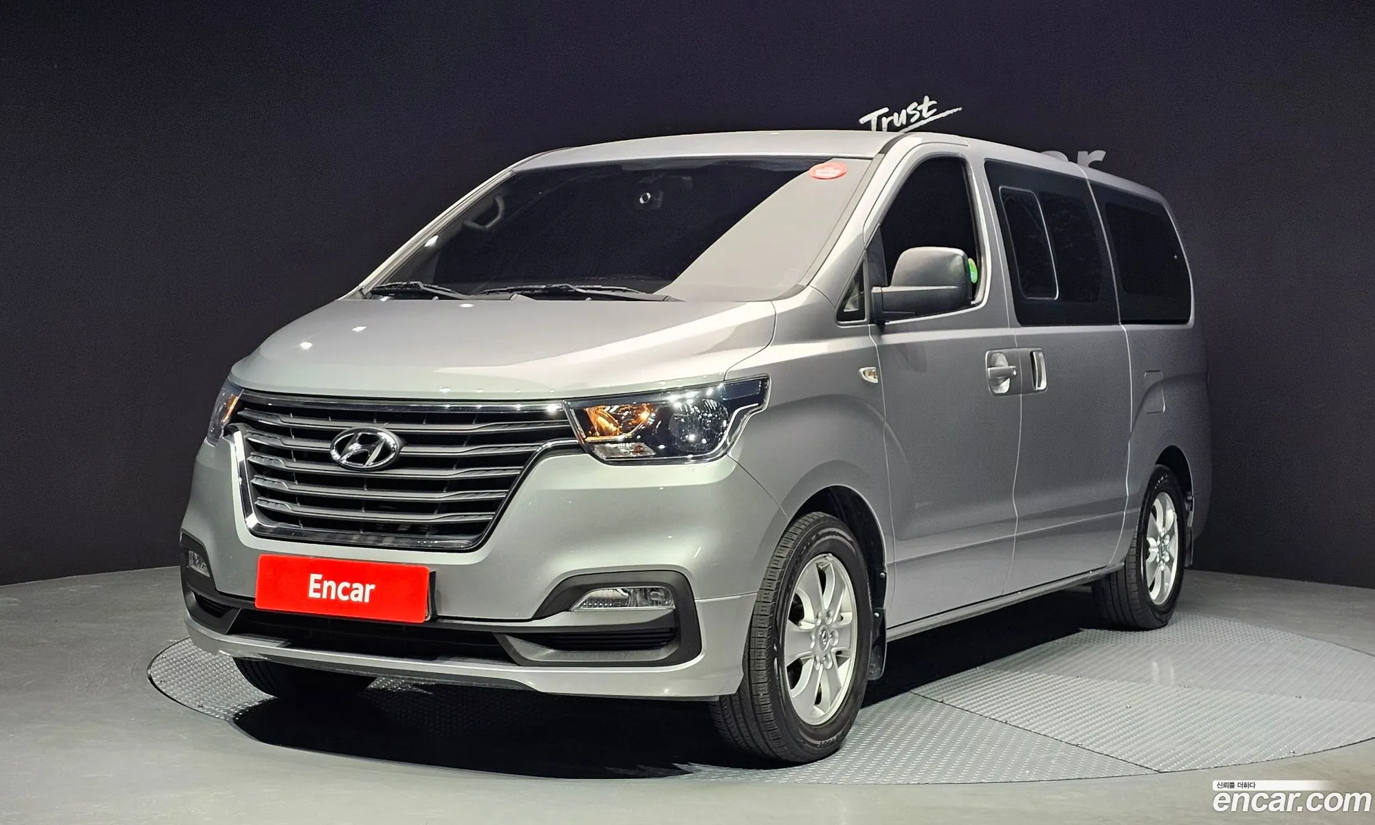 Hyundai Grand Starex 2019 — 16