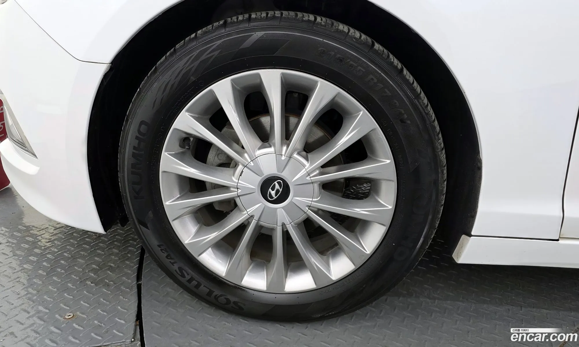 Hyundai LF Sonata 2017 — 6