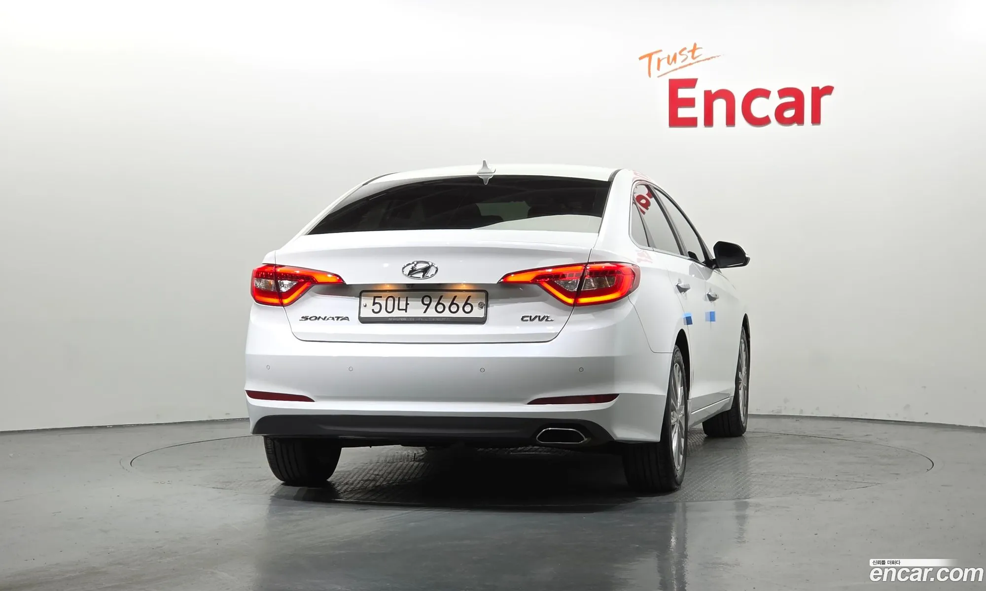Hyundai LF Sonata 2017 — 18