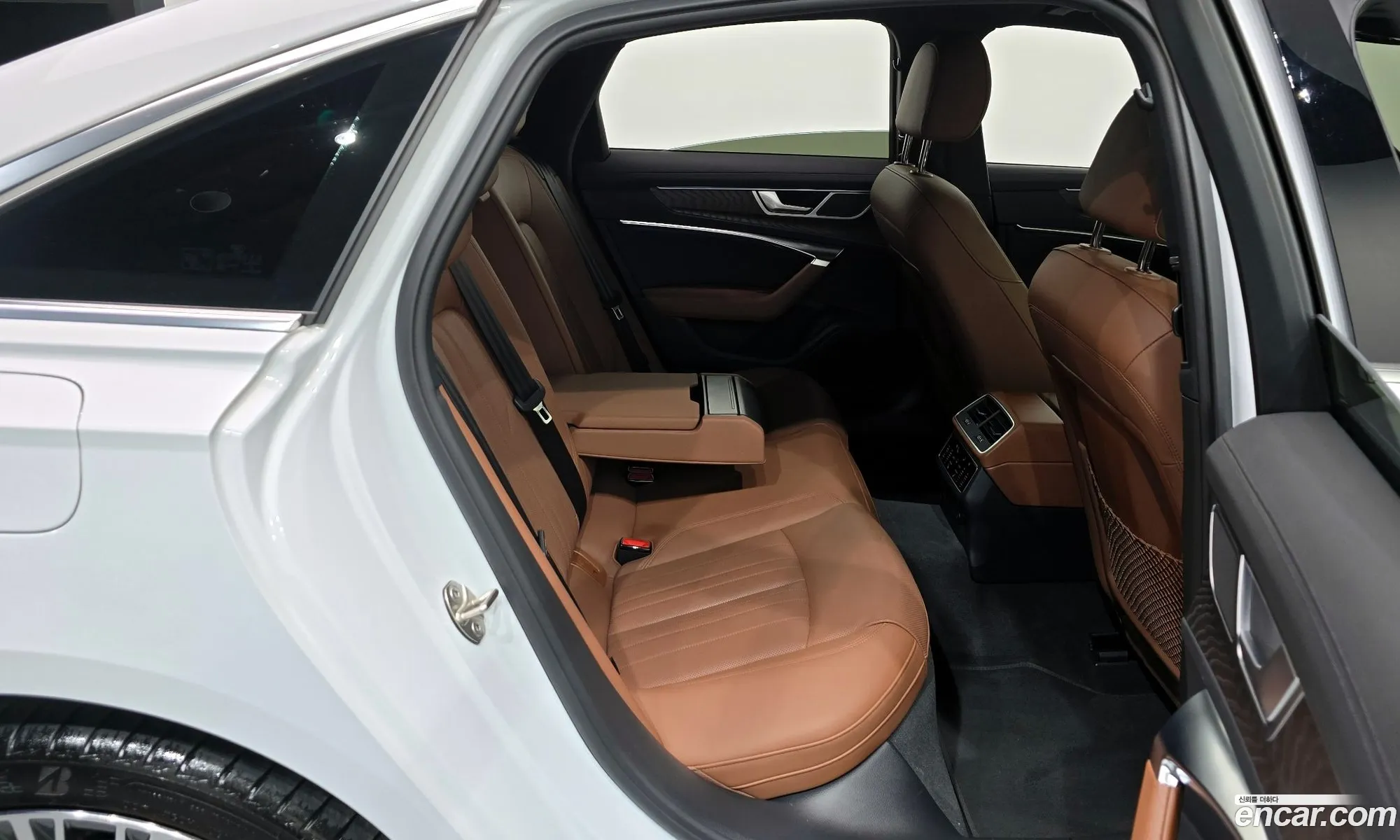 Audi A6 2023 WAUZZZF21PN018785 — 2