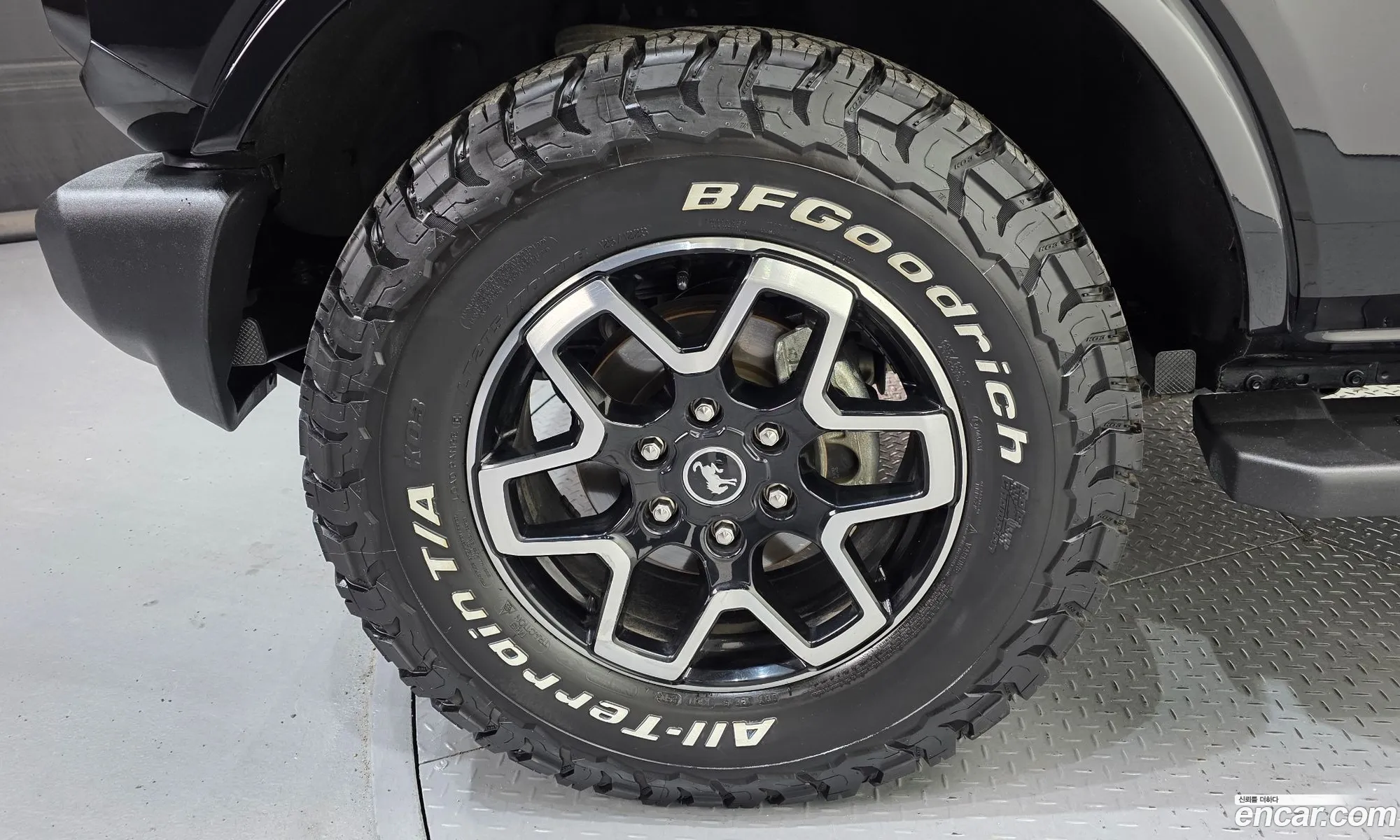 Ford Bronco 6th Gen 2022 1FMEE5DP5NLA94308 — 9