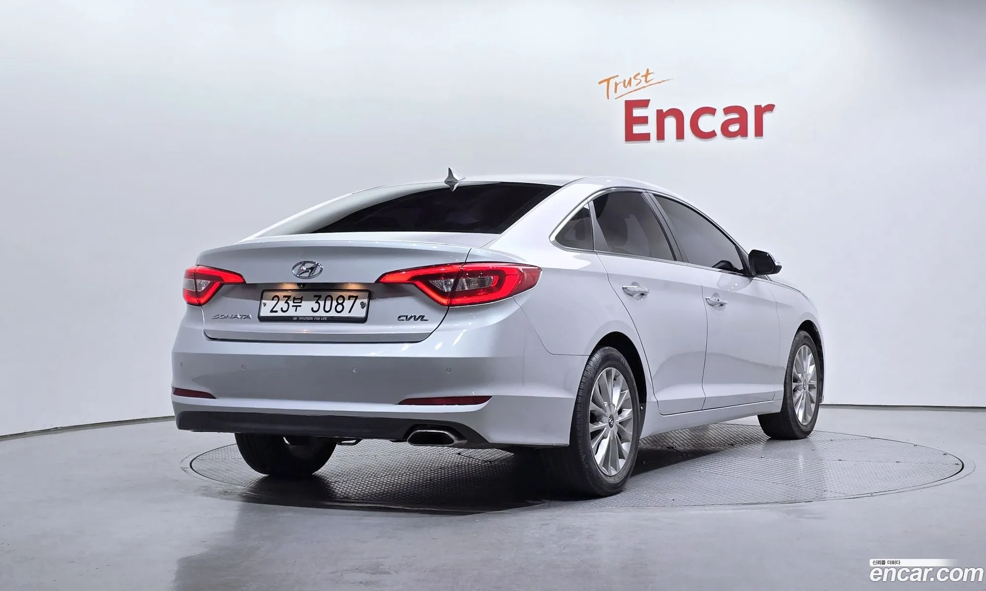 Hyundai LF Sonata 2014 — 4