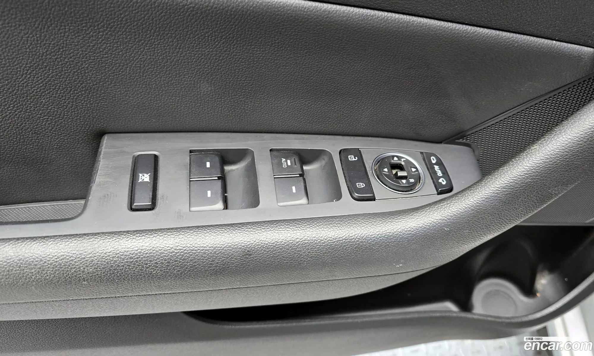 Hyundai LF Sonata 2014 — 8