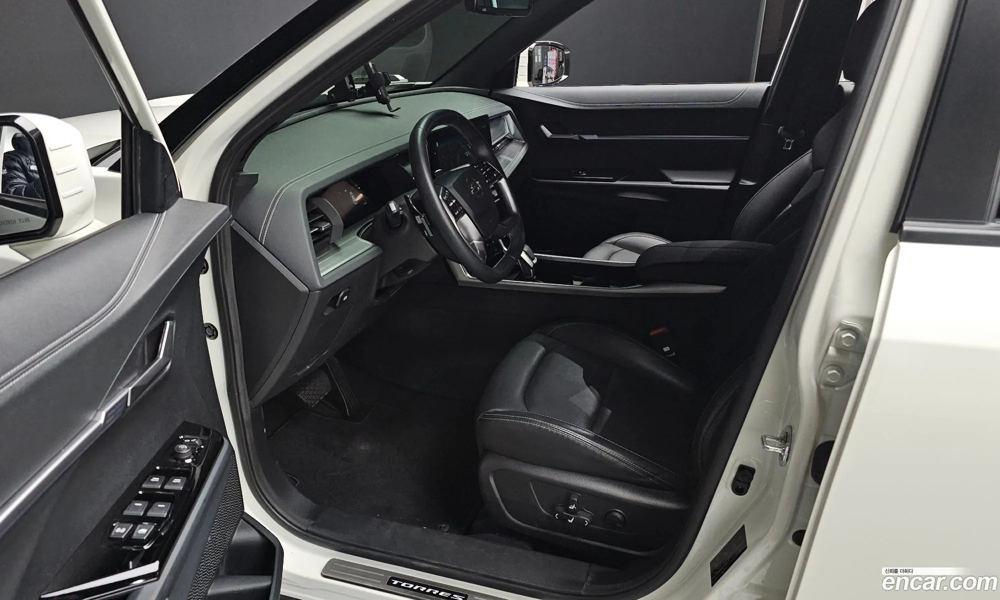 KG Mobility (SsangYong) Torres 2022 — 5
