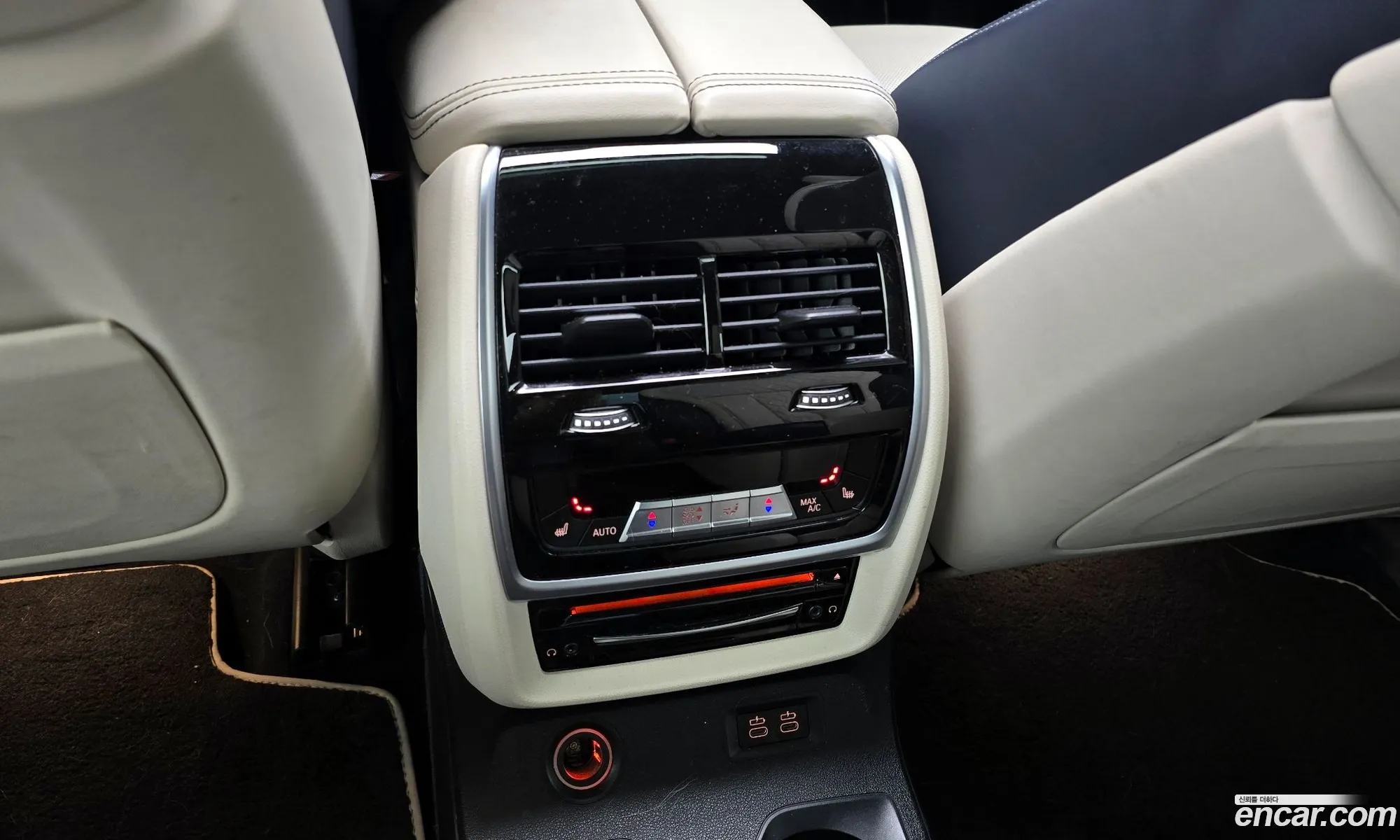 BMW X7 2019 WBACW810XKLB36677 — 11
