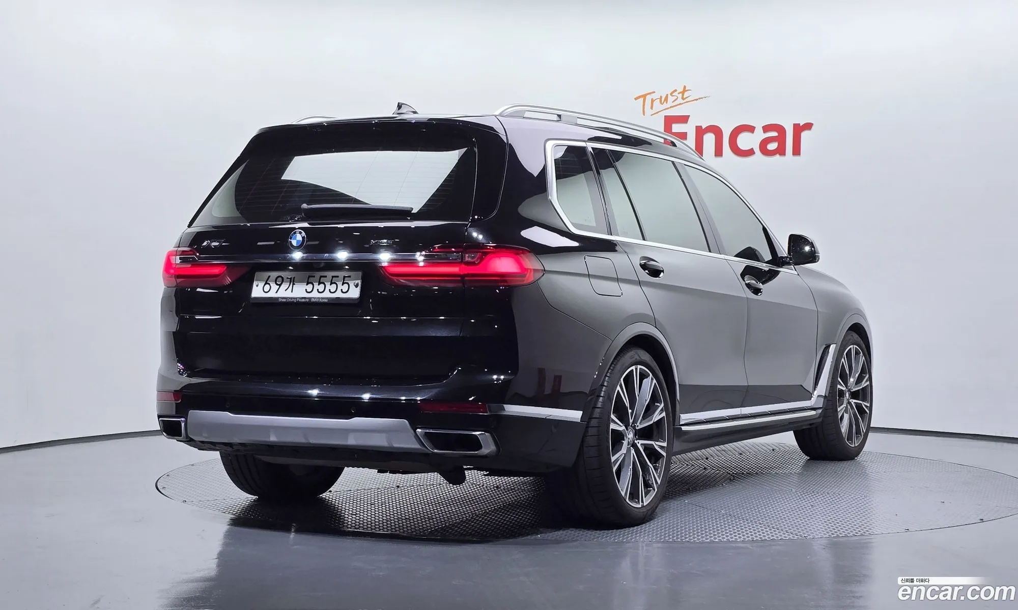 BMW X7 2019 WBACW810XKLB36677 — 7