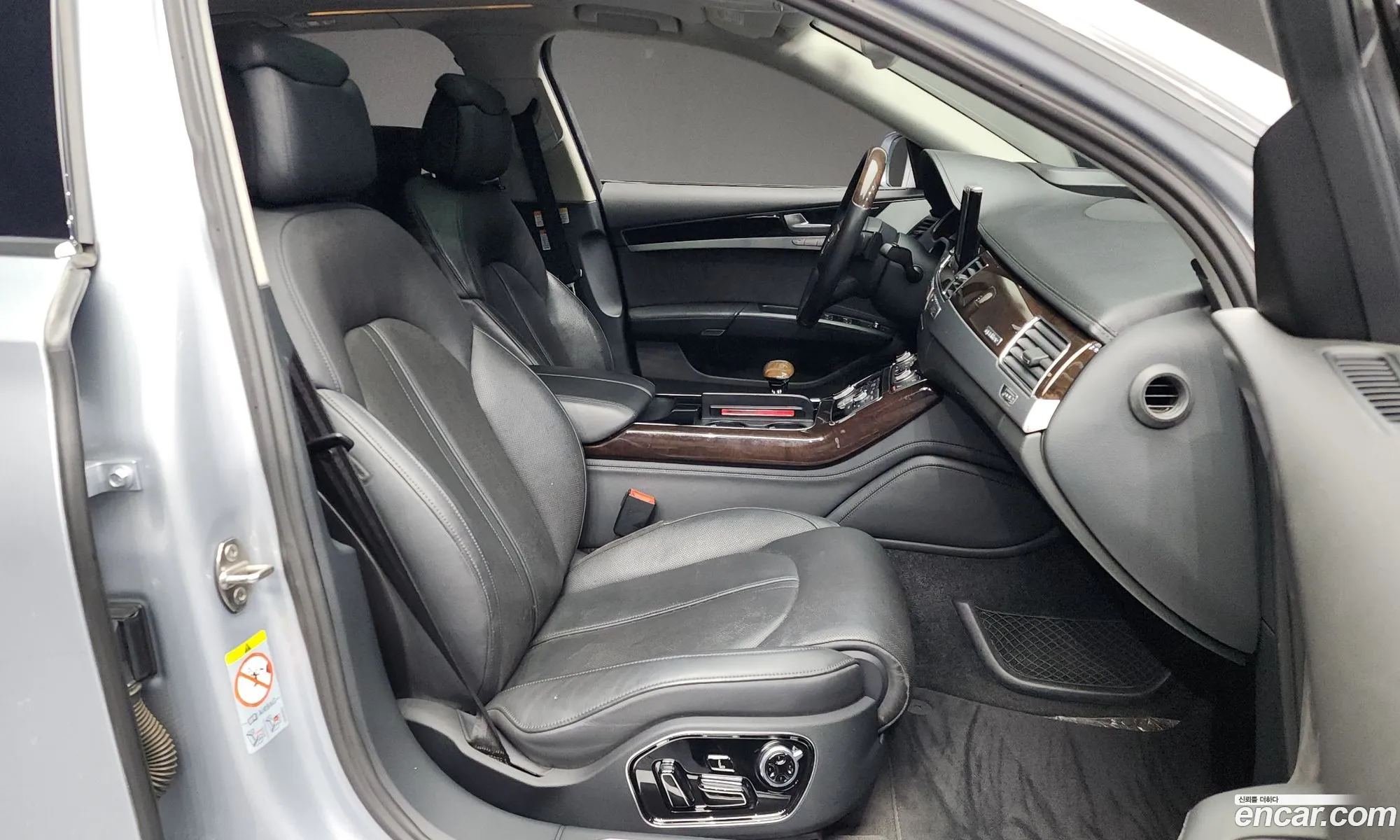 Audi A8 2015 WAUZZZ4H4FN006037 — 19