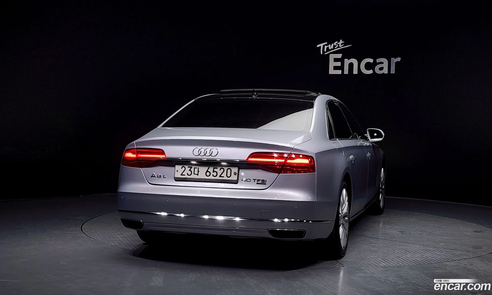 Audi A8 2015 WAUZZZ4H4FN006037 — 8