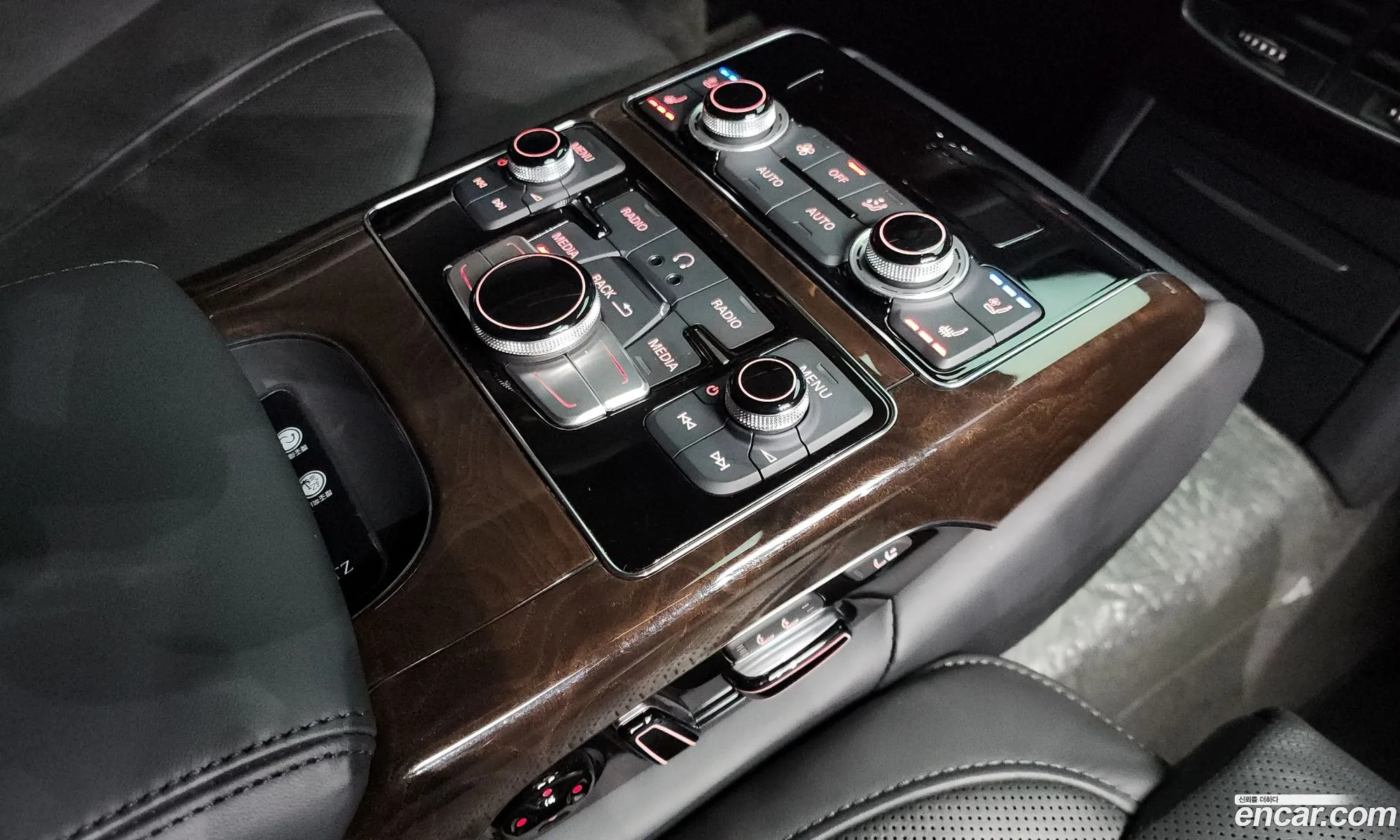 Audi A8 2015 WAUZZZ4H4FN006037 — 3