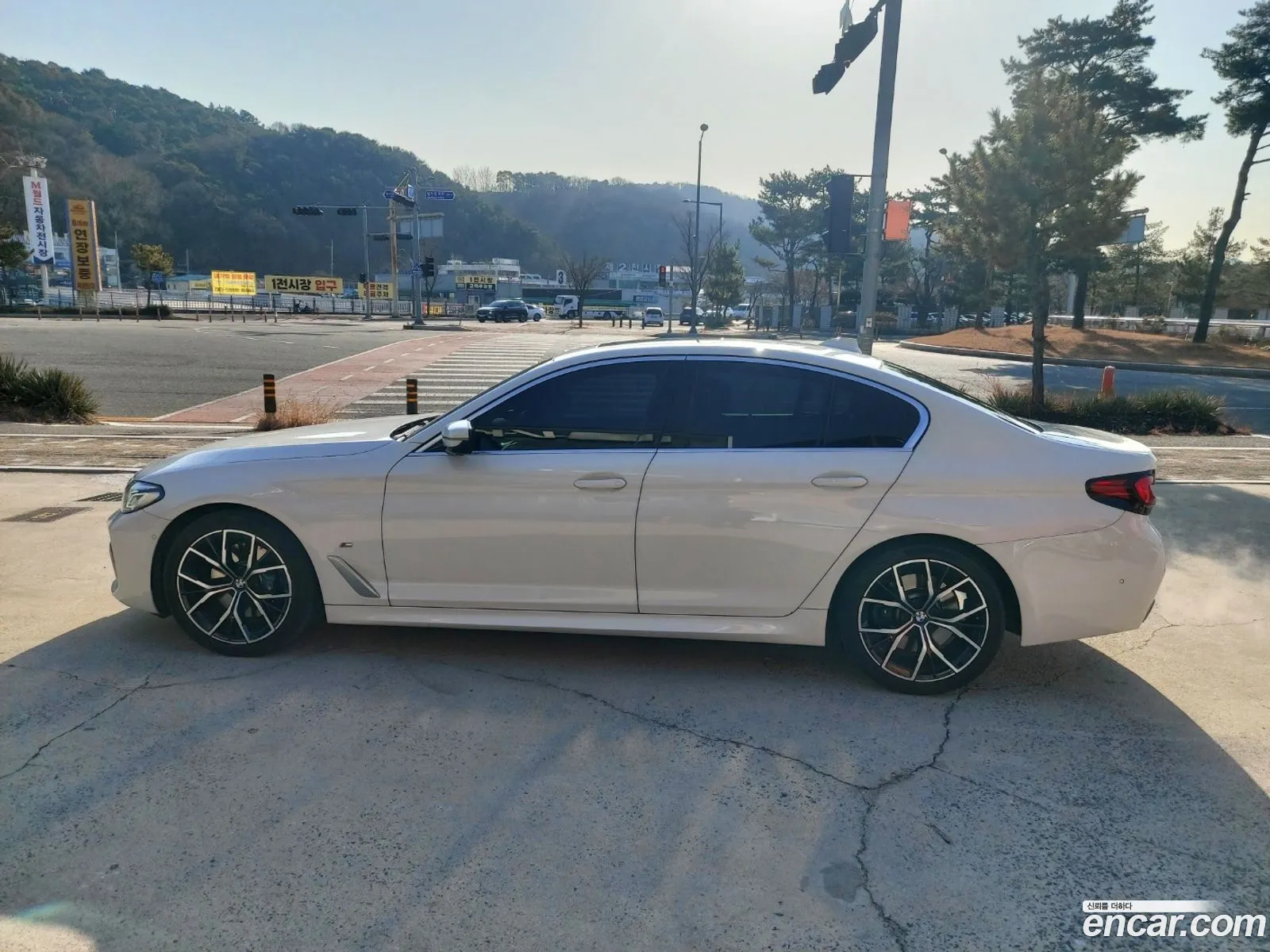 BMW 5 Series 2022 — 6
