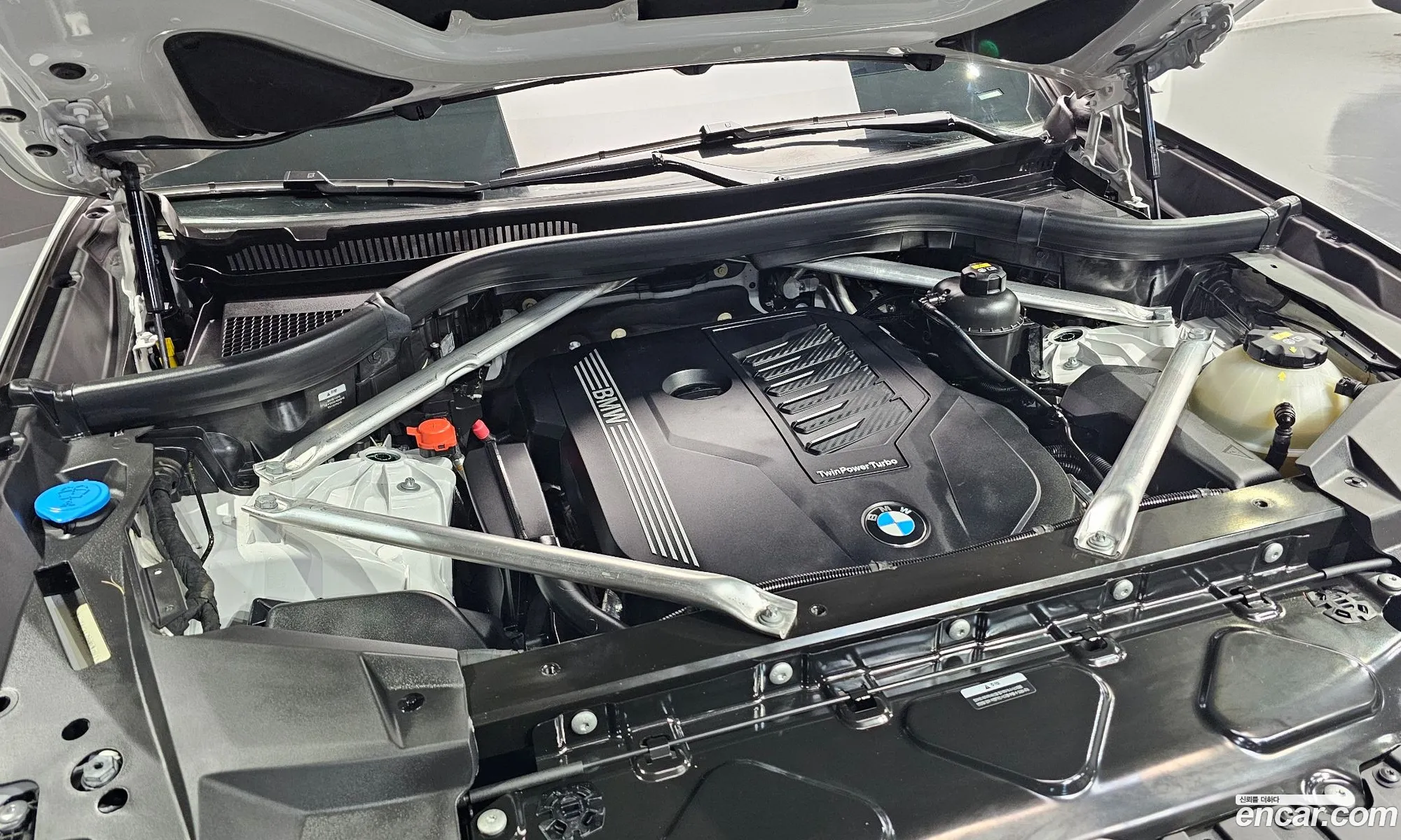 BMW X6 2022 — 14