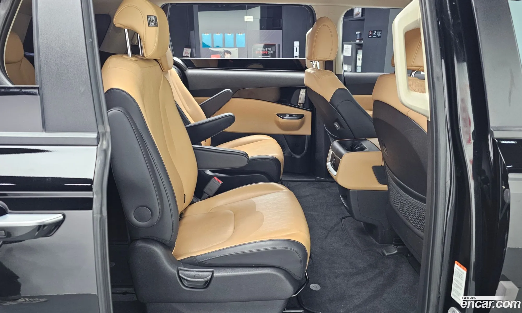 Kia Carnival 2022 KNANB81BBPS252106 — 20