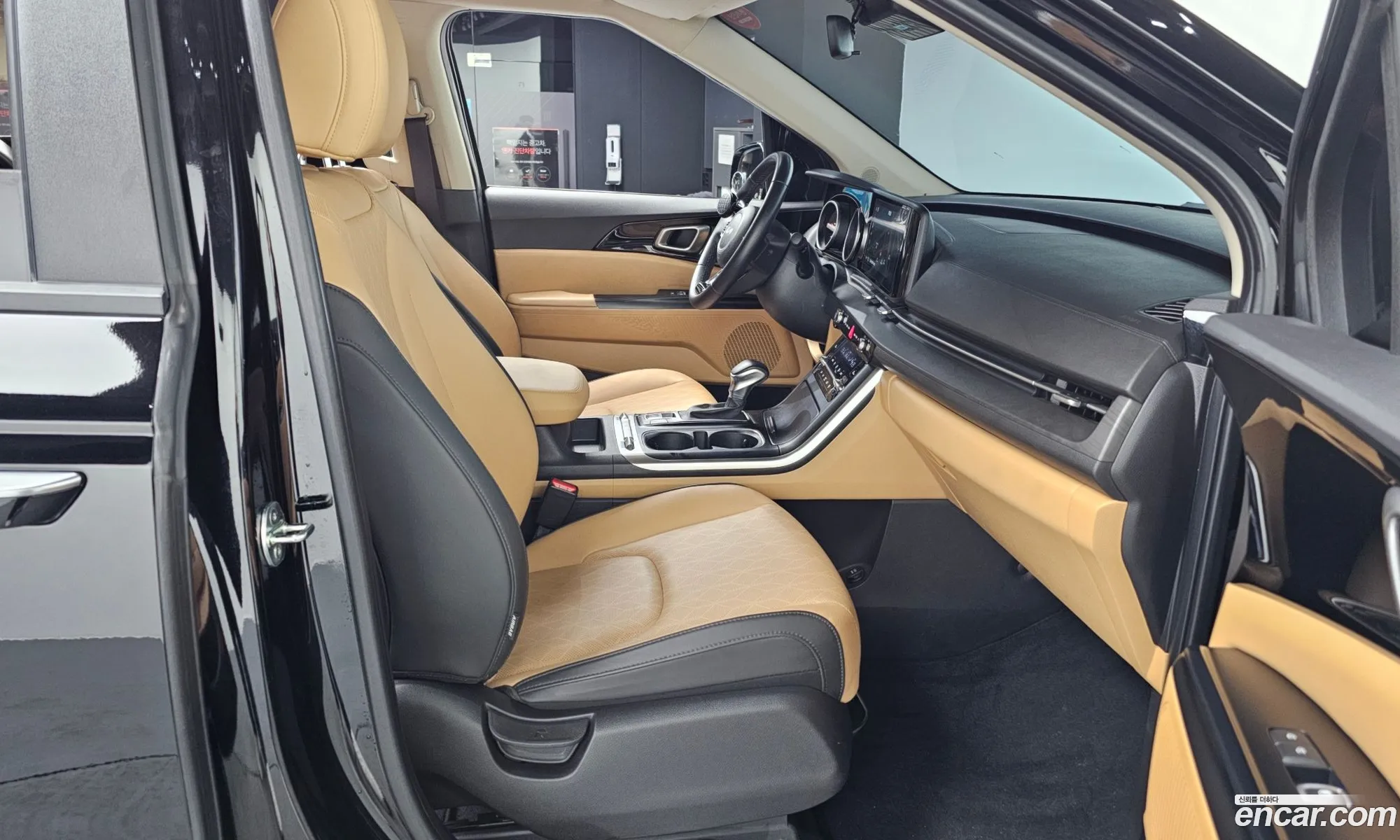 Kia Carnival 2022 KNANB81BBPS252106 — 5