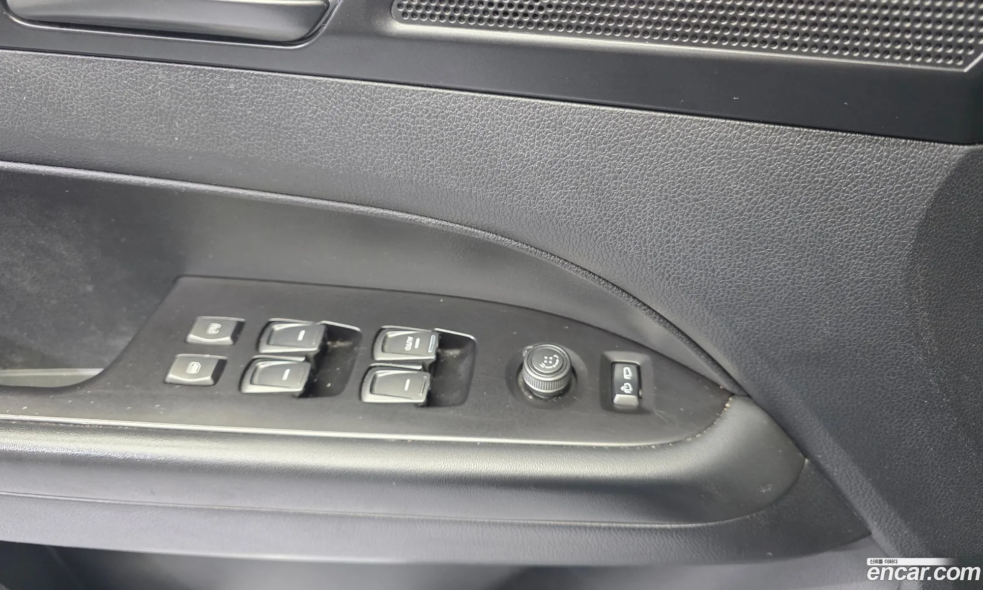 KG Mobility (SsangYong) Rexton Sports Khan 2021 — 19