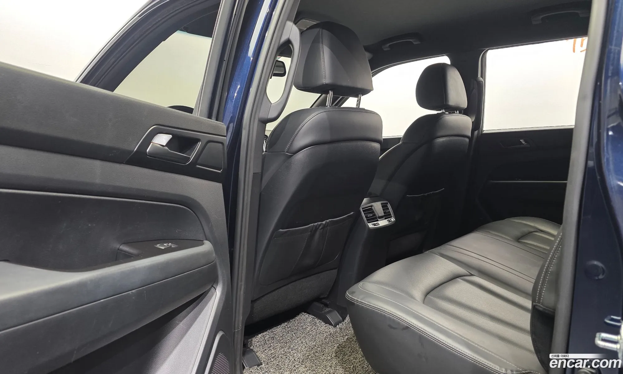 KG Mobility (SsangYong) Rexton Sports Khan 2021 — 16