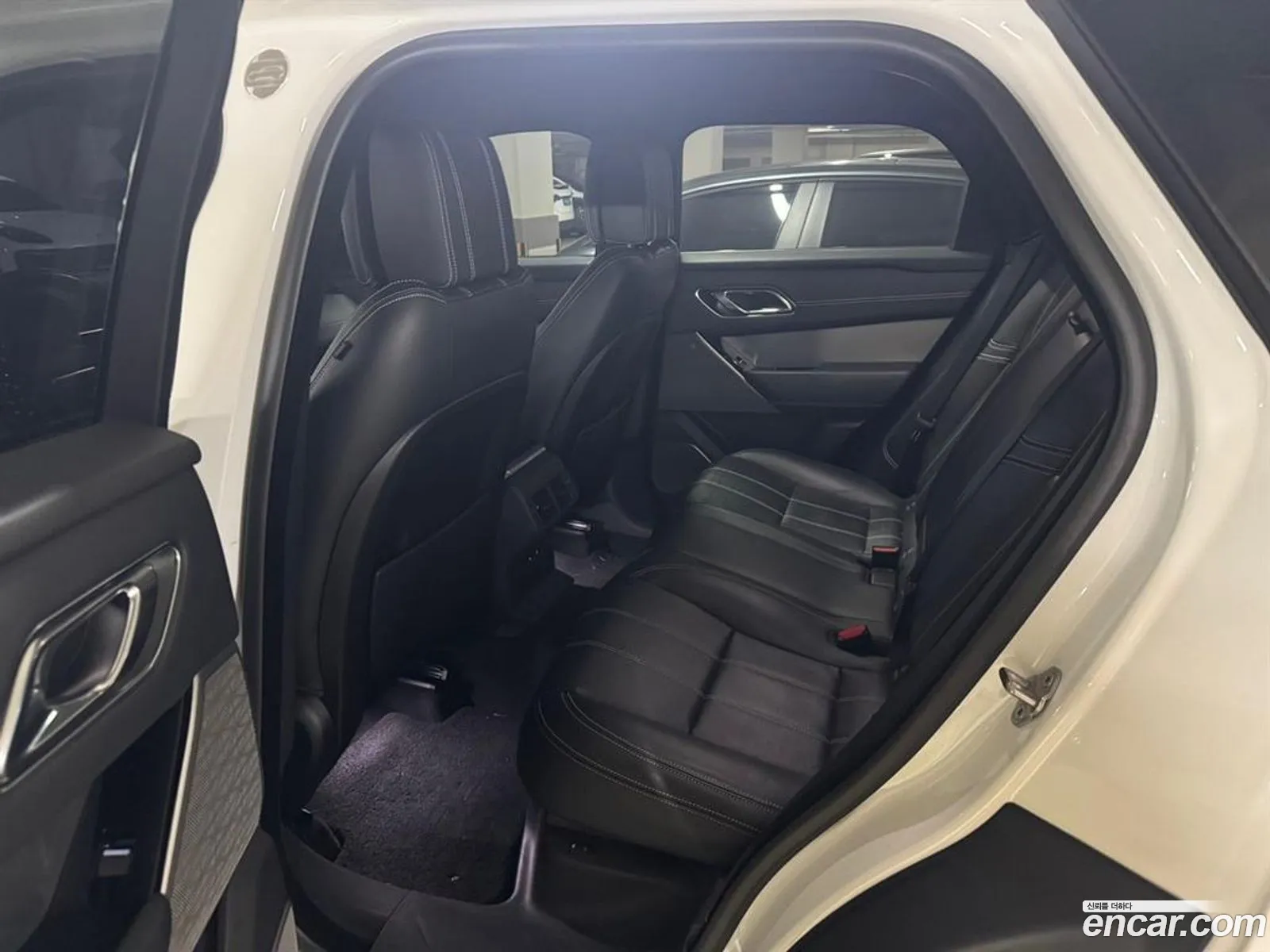 Land Rover Range Rover Velar 2018 — 6